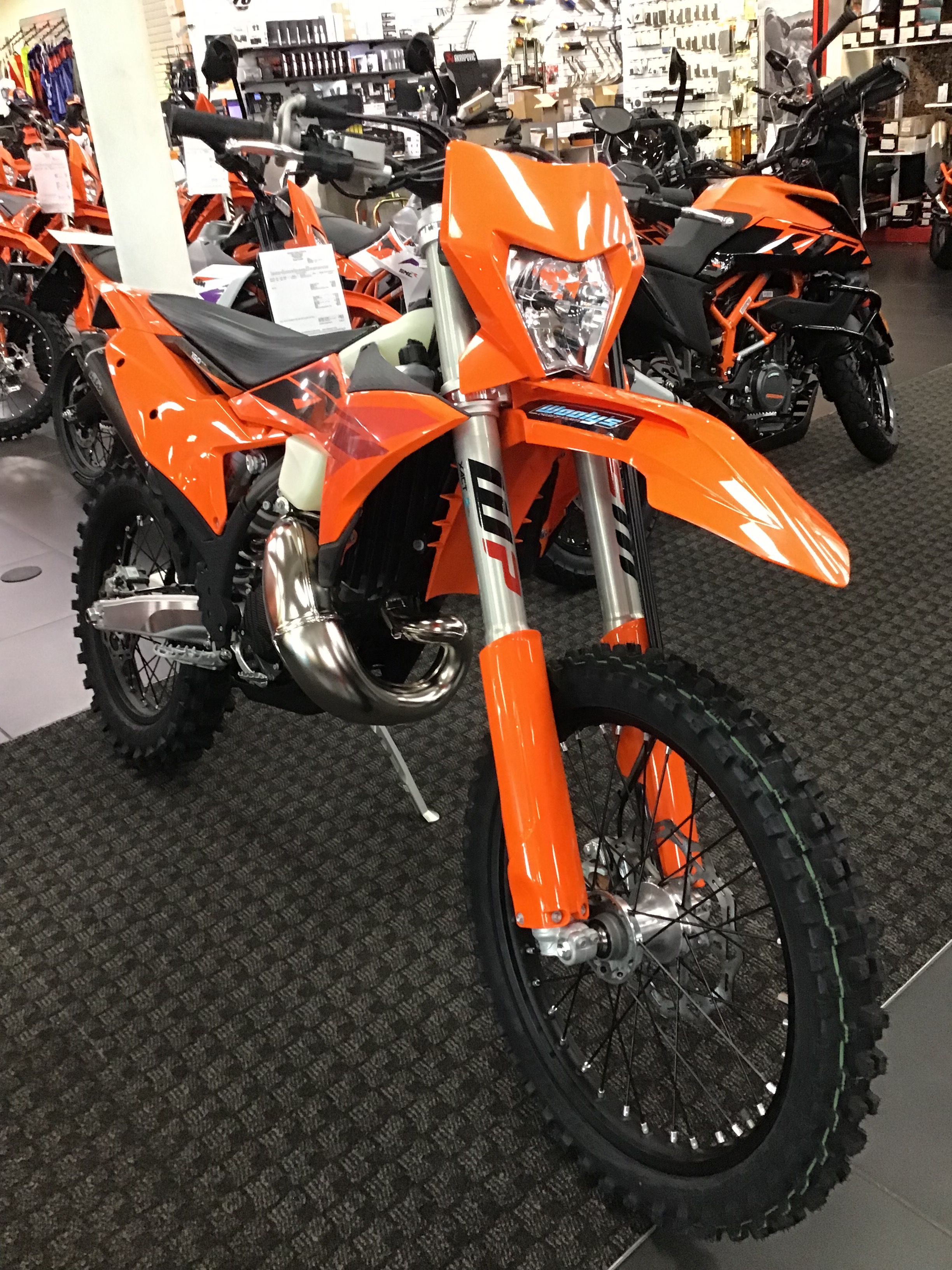 2027 KTM 150 XC-W 3