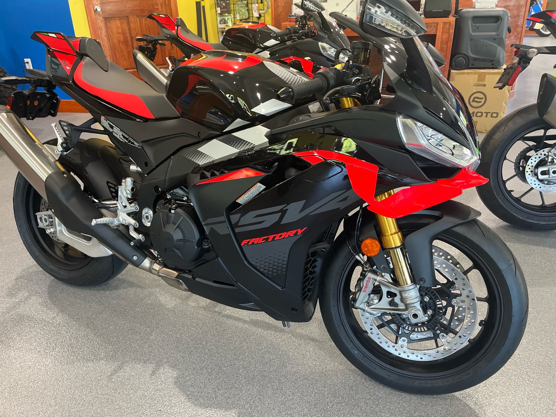 New 2026 Aprilia RSV4 Factory 1100 Dark Kraken | Motorcycles