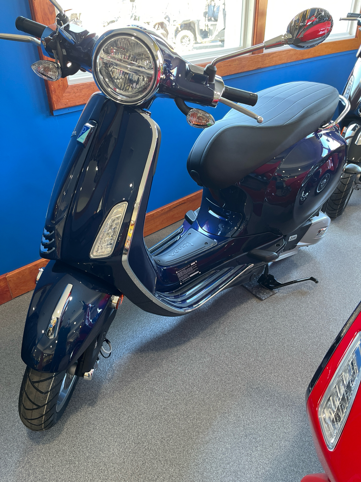 Vespa Primavera 150 I Get Abs Vespa Primavera Abs Bikes Vespa