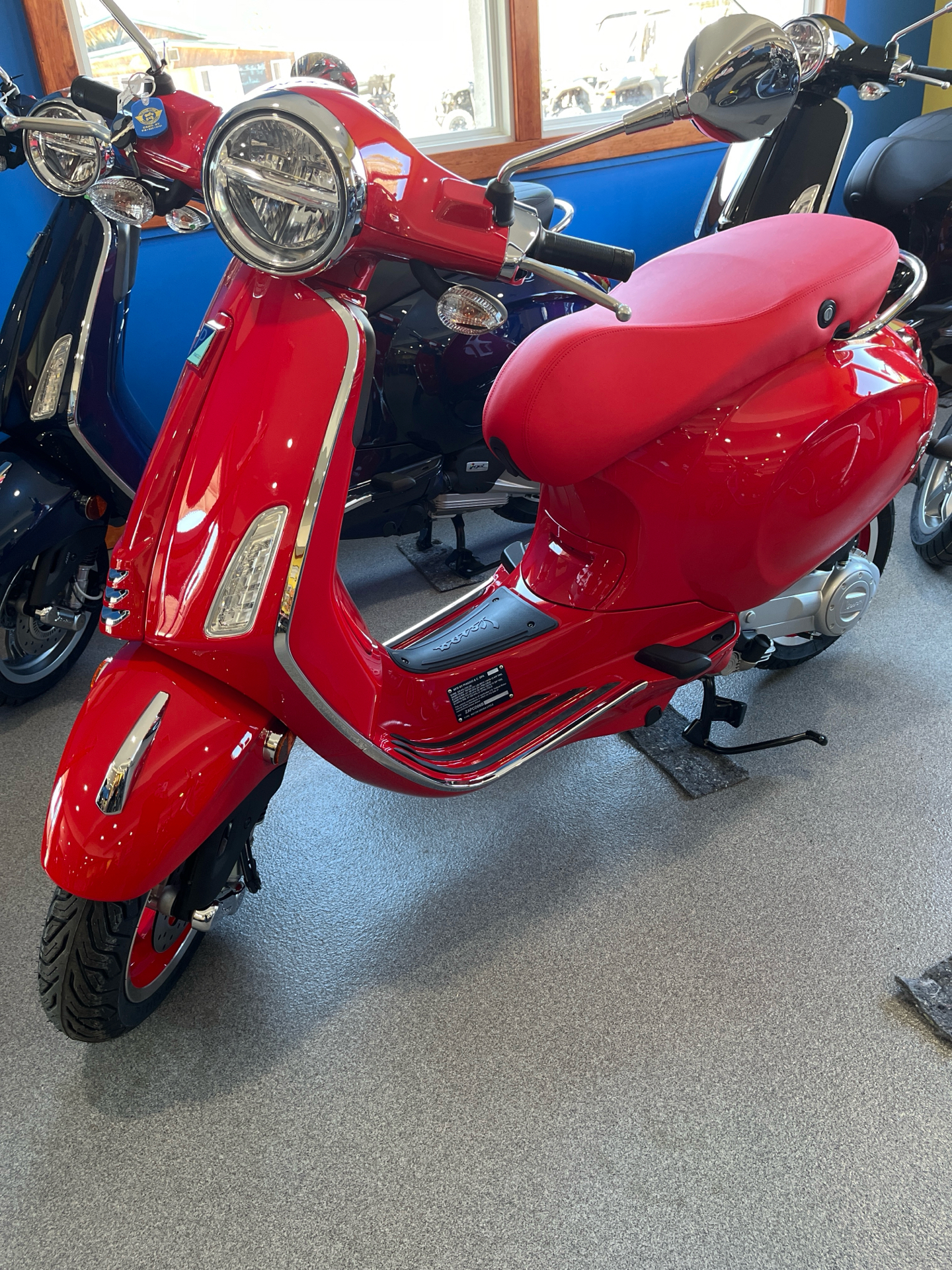 Scooter Vespa 50 Special 2021 Red Vespa 50 New 2025 Vespa