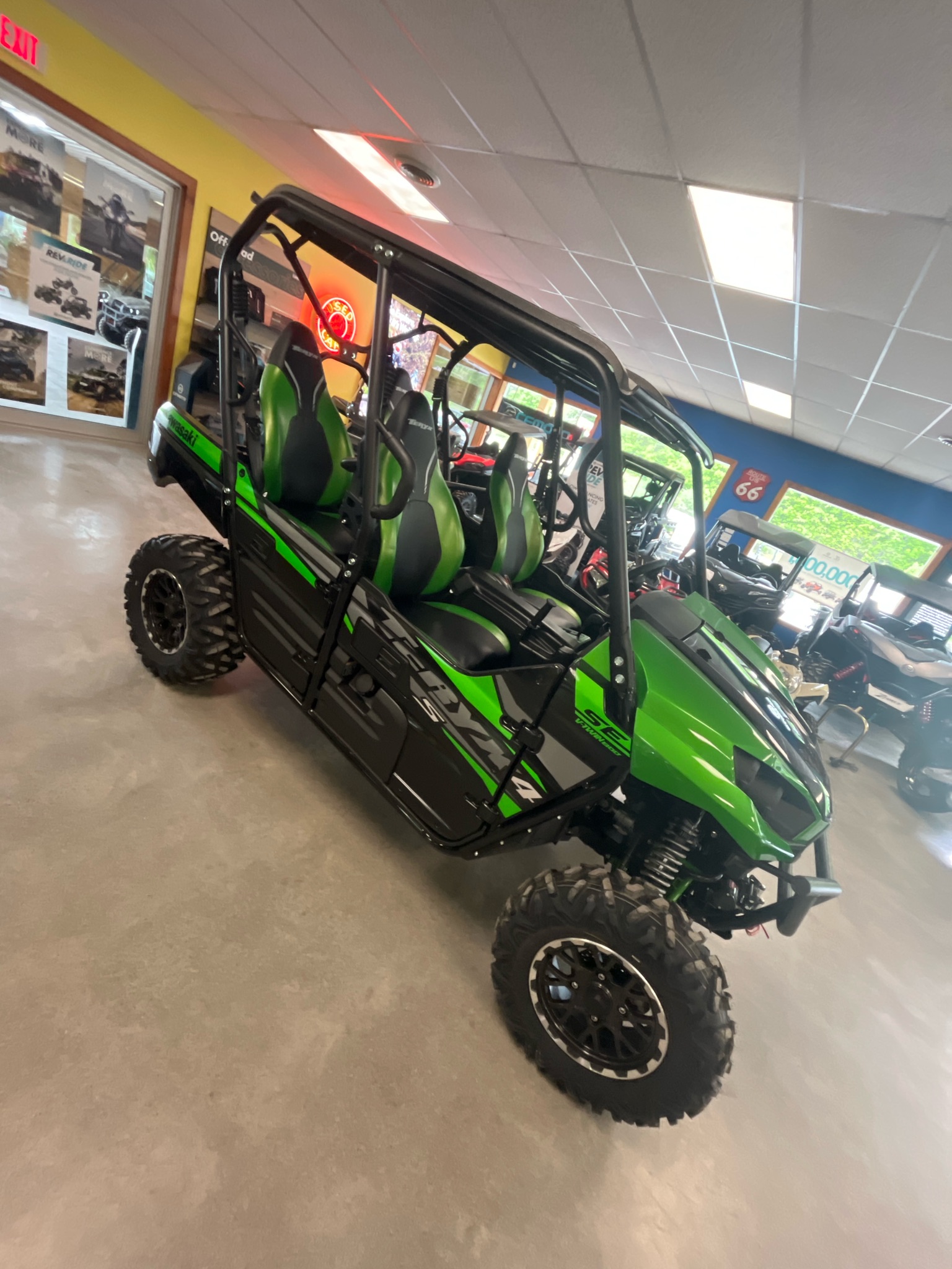 2025 Kawasaki Teryx4 S SE 5