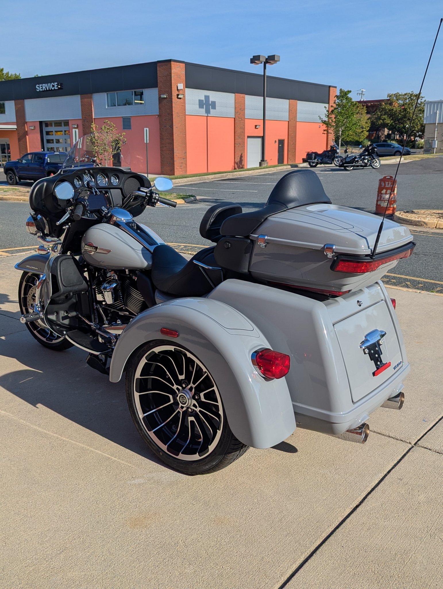 2025 Harley-Davidson Tri Glide® Ultra 7