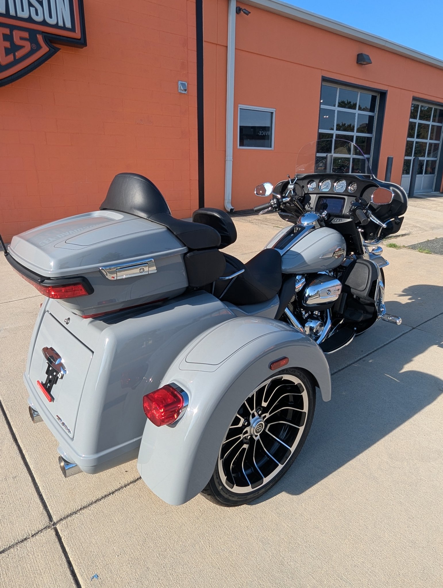 2025 Harley-Davidson Tri Glide® Ultra 9