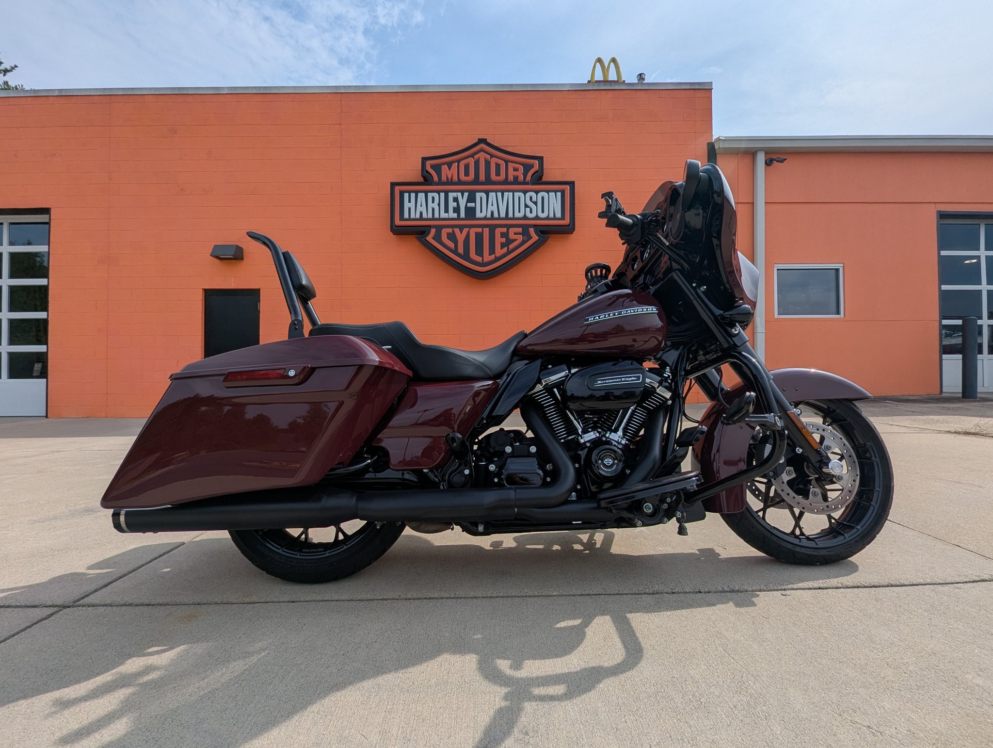 2020 Harley-Davidson Street Glide® Special 1
