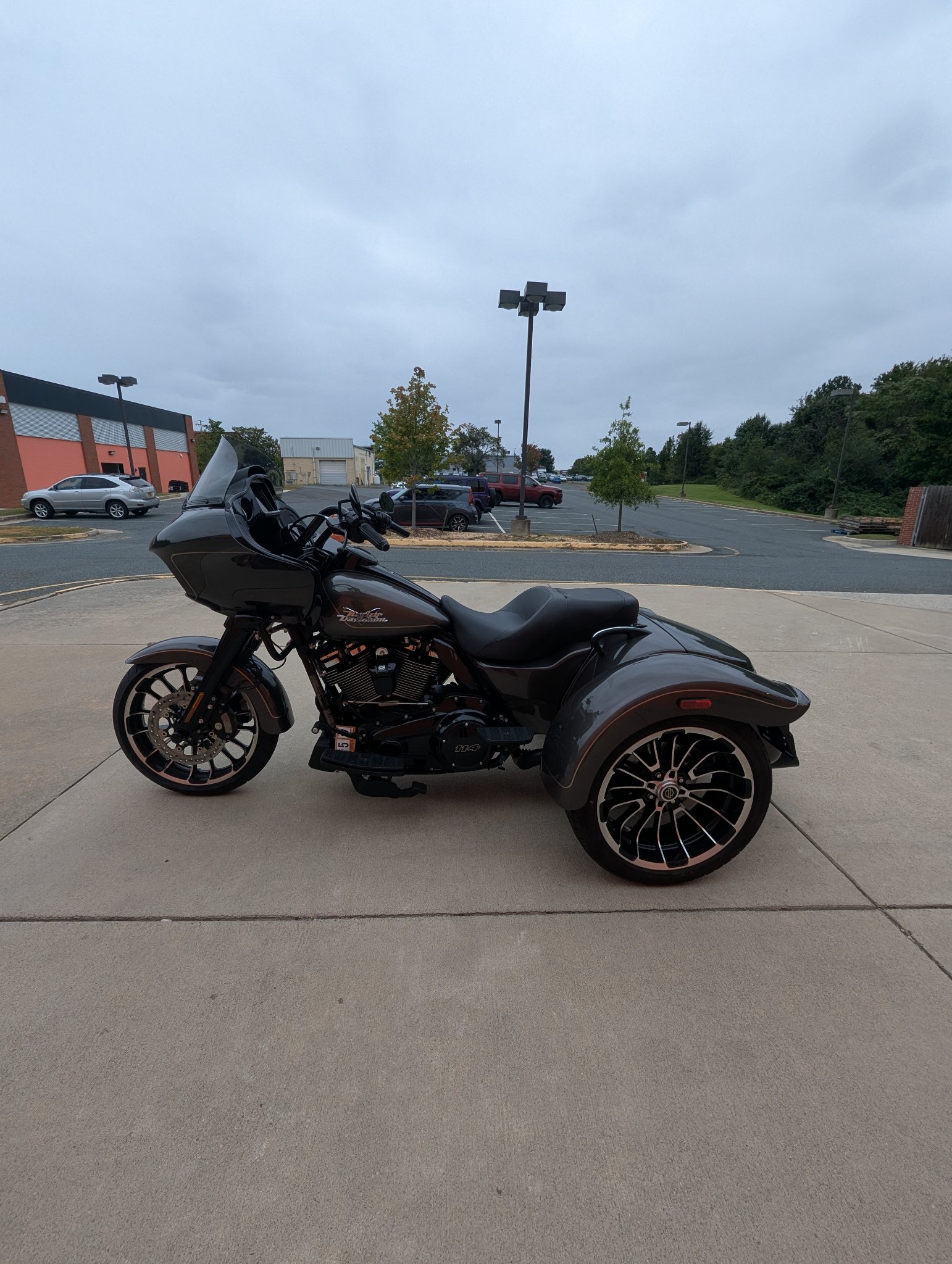 2023 Harley-Davidson Road Glide® 3 6