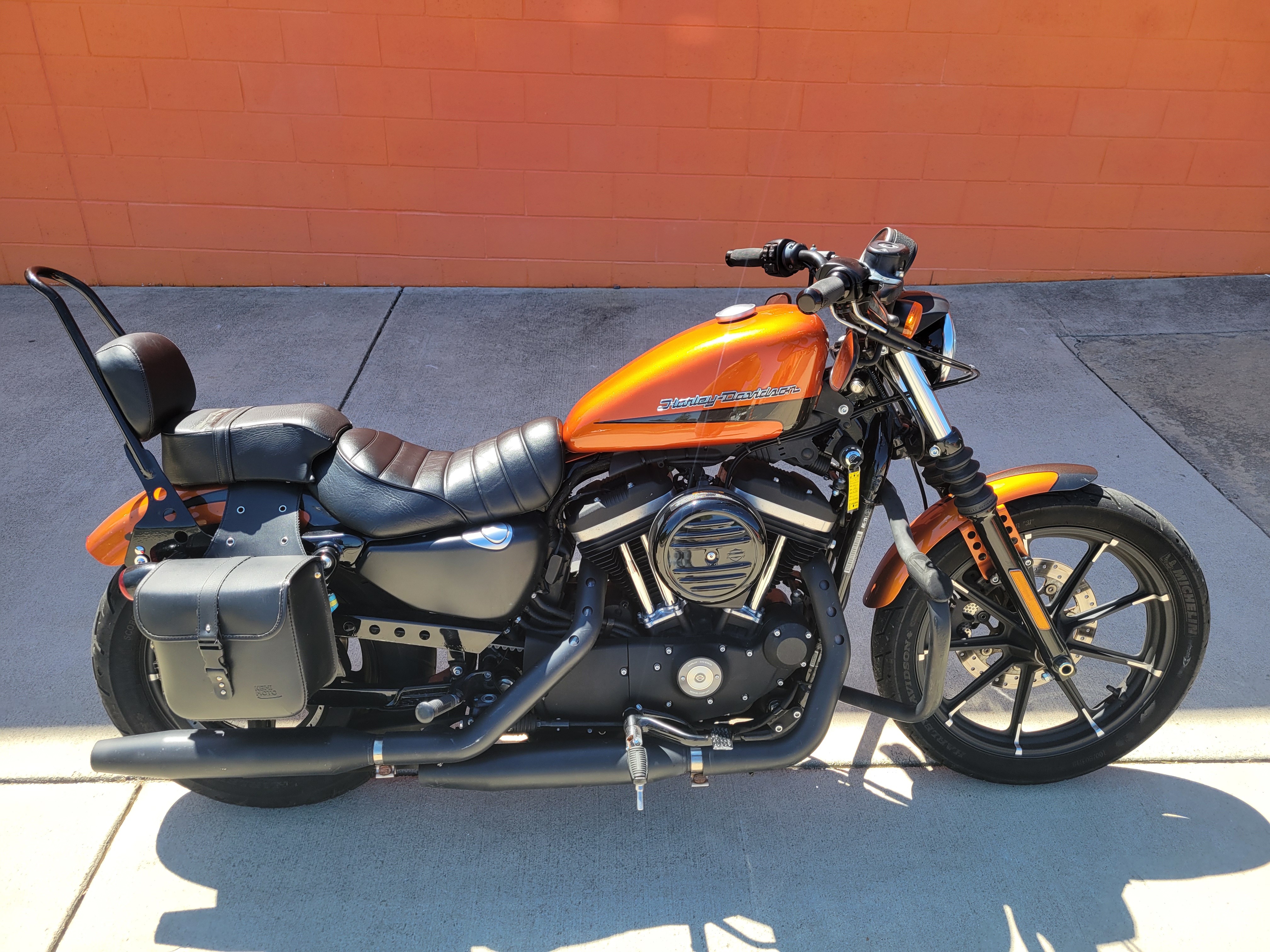 Used 2020 Harley-Davidson Iron 883™ Scorched Orange / Silver