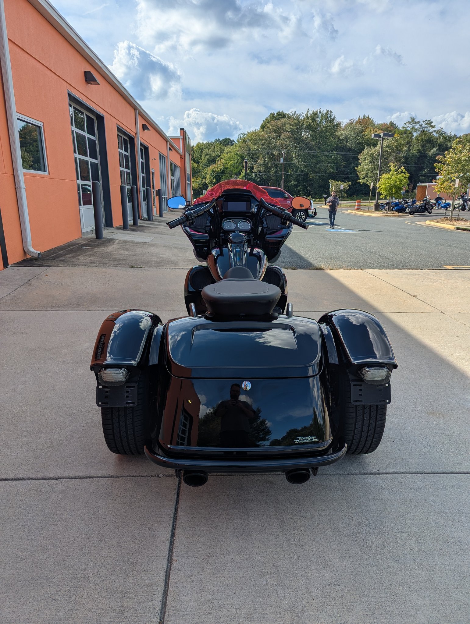 2023 Harley-Davidson Road Glide® 3 8