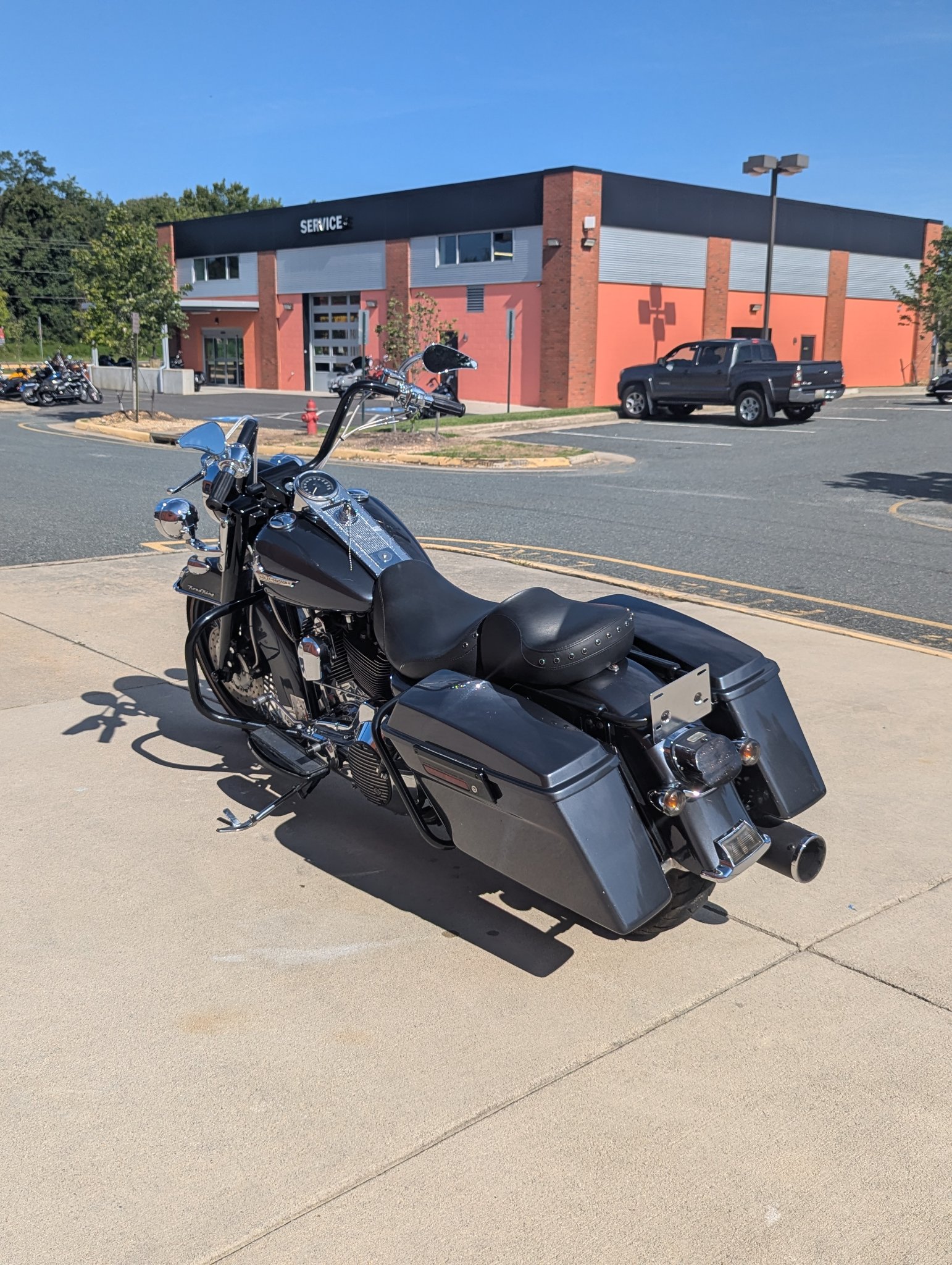 2005 Harley-Davidson FLHRCI Road King® Classic 7