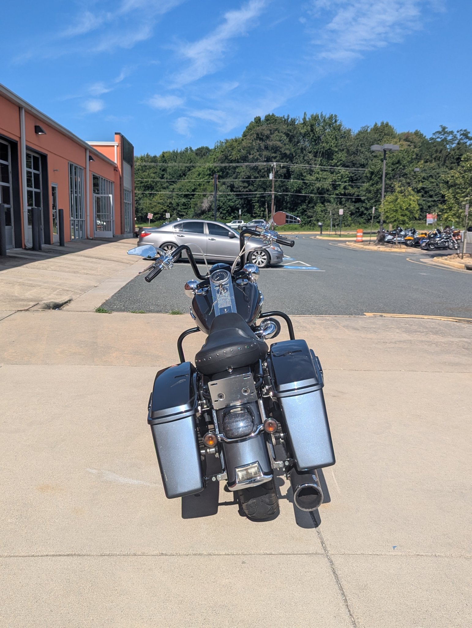 2005 Harley-Davidson FLHRCI Road King® Classic 8