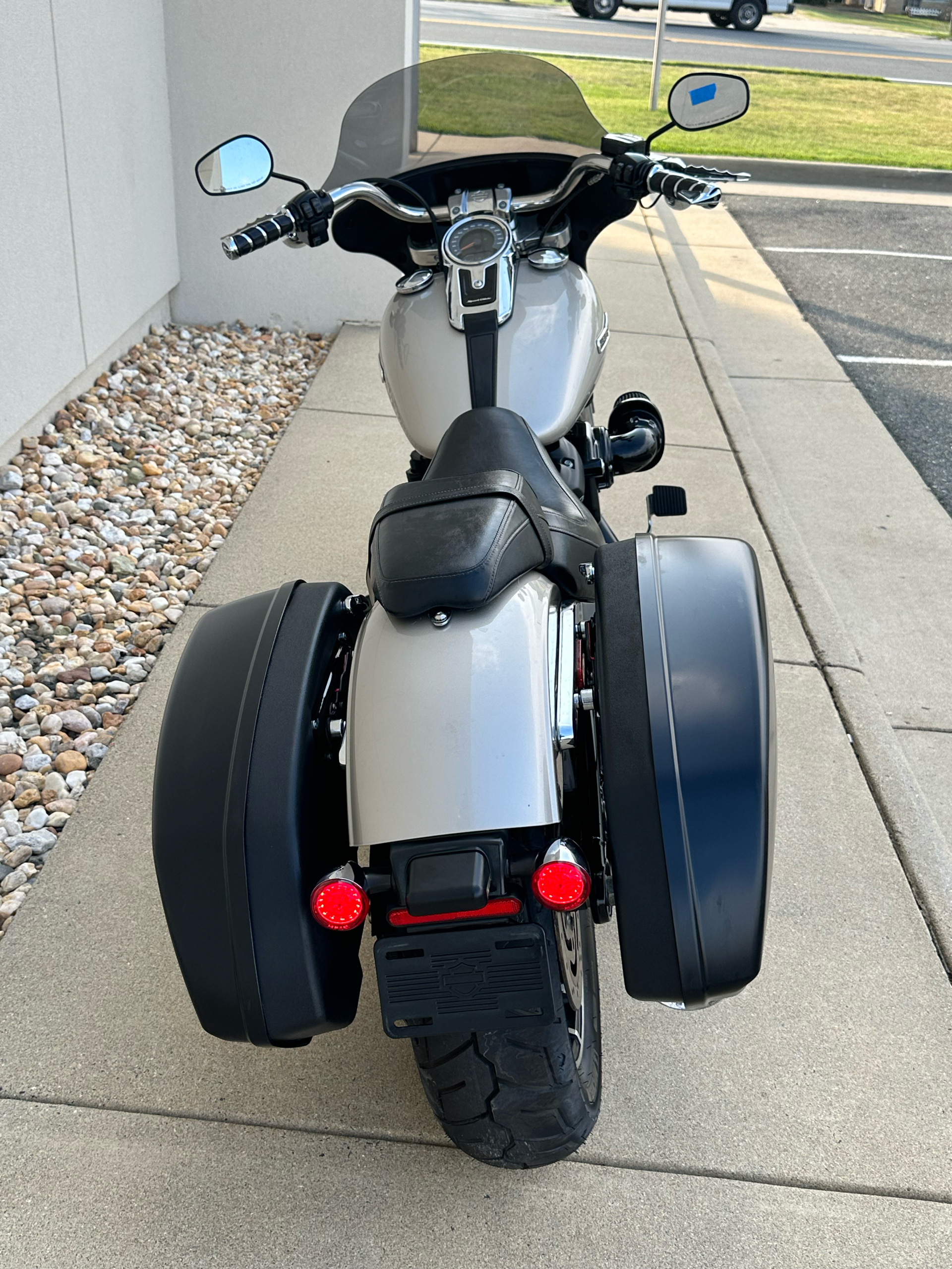 Used 2018 Harley-Davidson Sport Glide® Silver Fortune