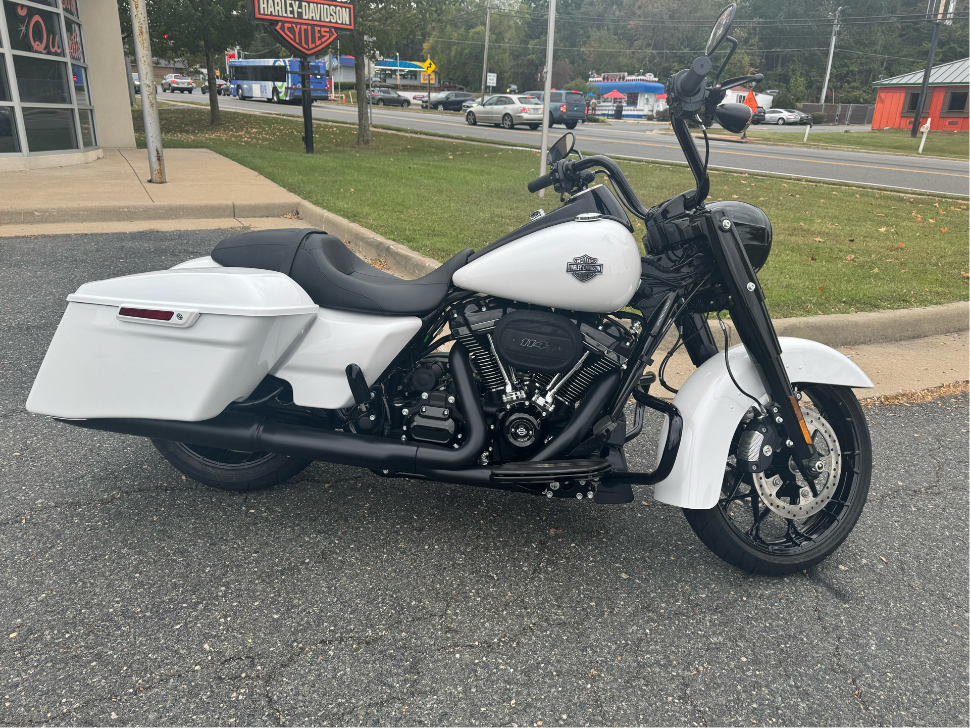 New 2024 Harley-Davidson Road King® Special White Onyx Pearl