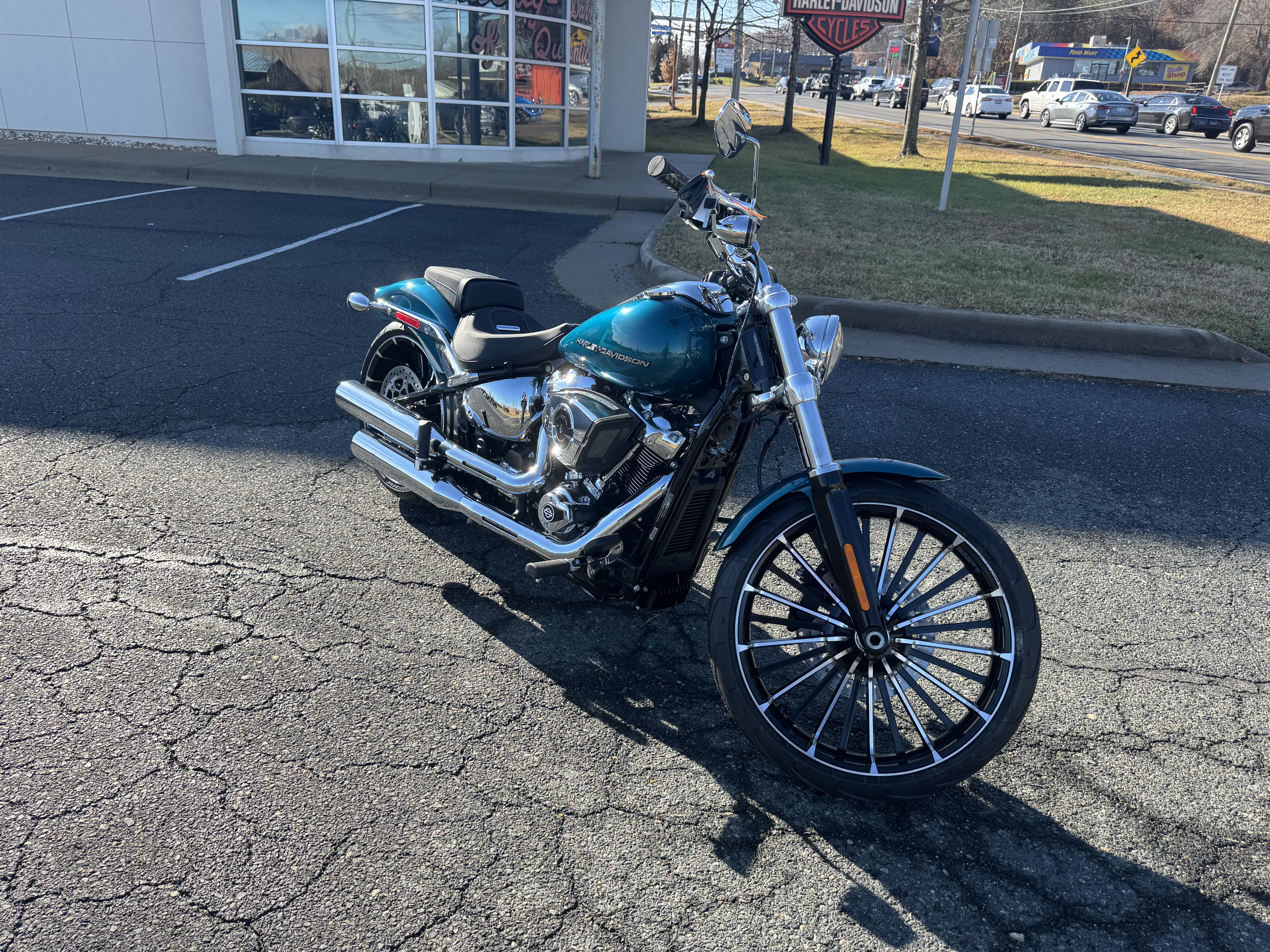 New 2026 Harley-Davidson Breakout® Teal Thunder | Motorcycles in