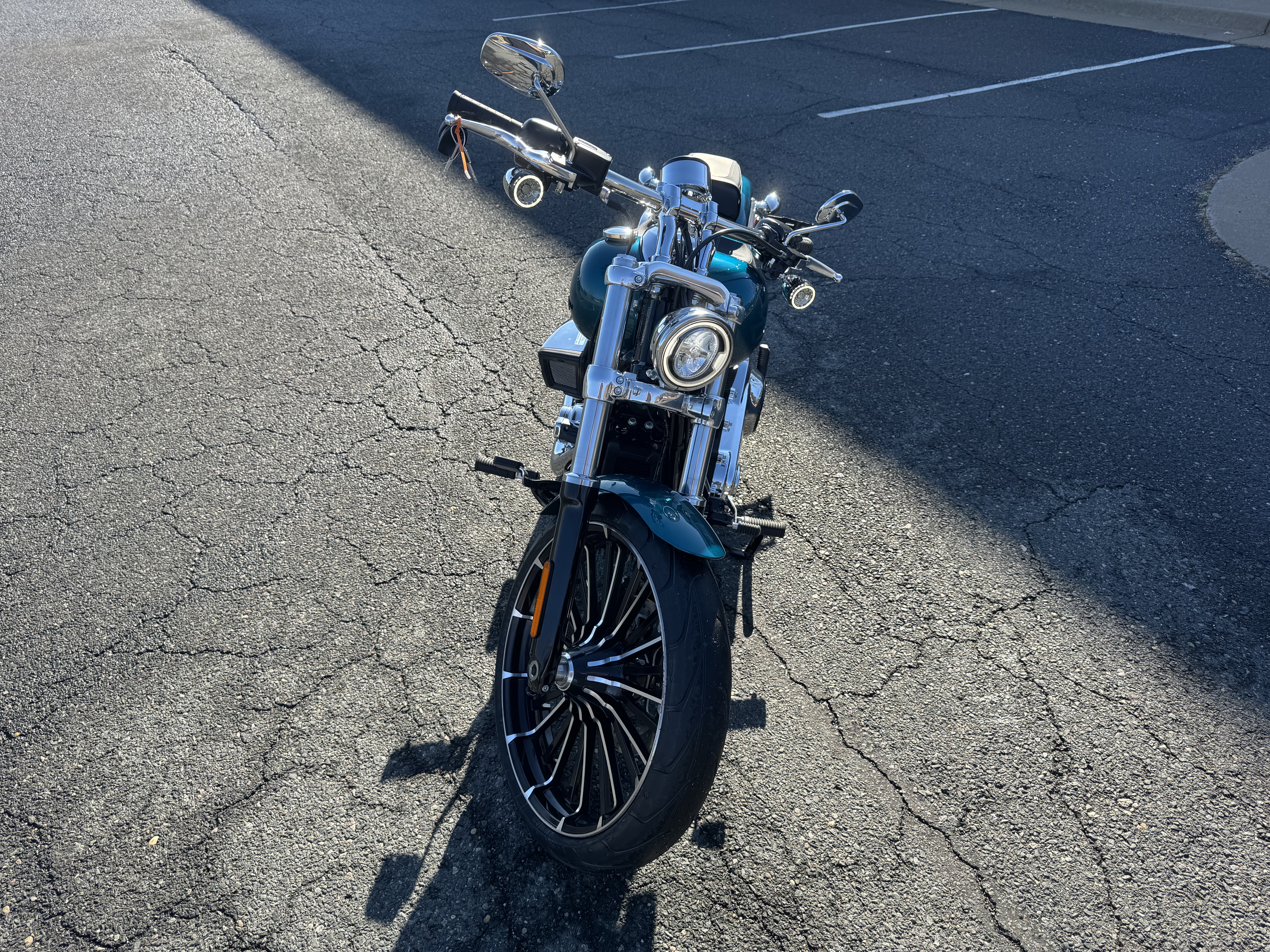 New 2026 Harley-Davidson Breakout® Teal Thunder | Motorcycles in
