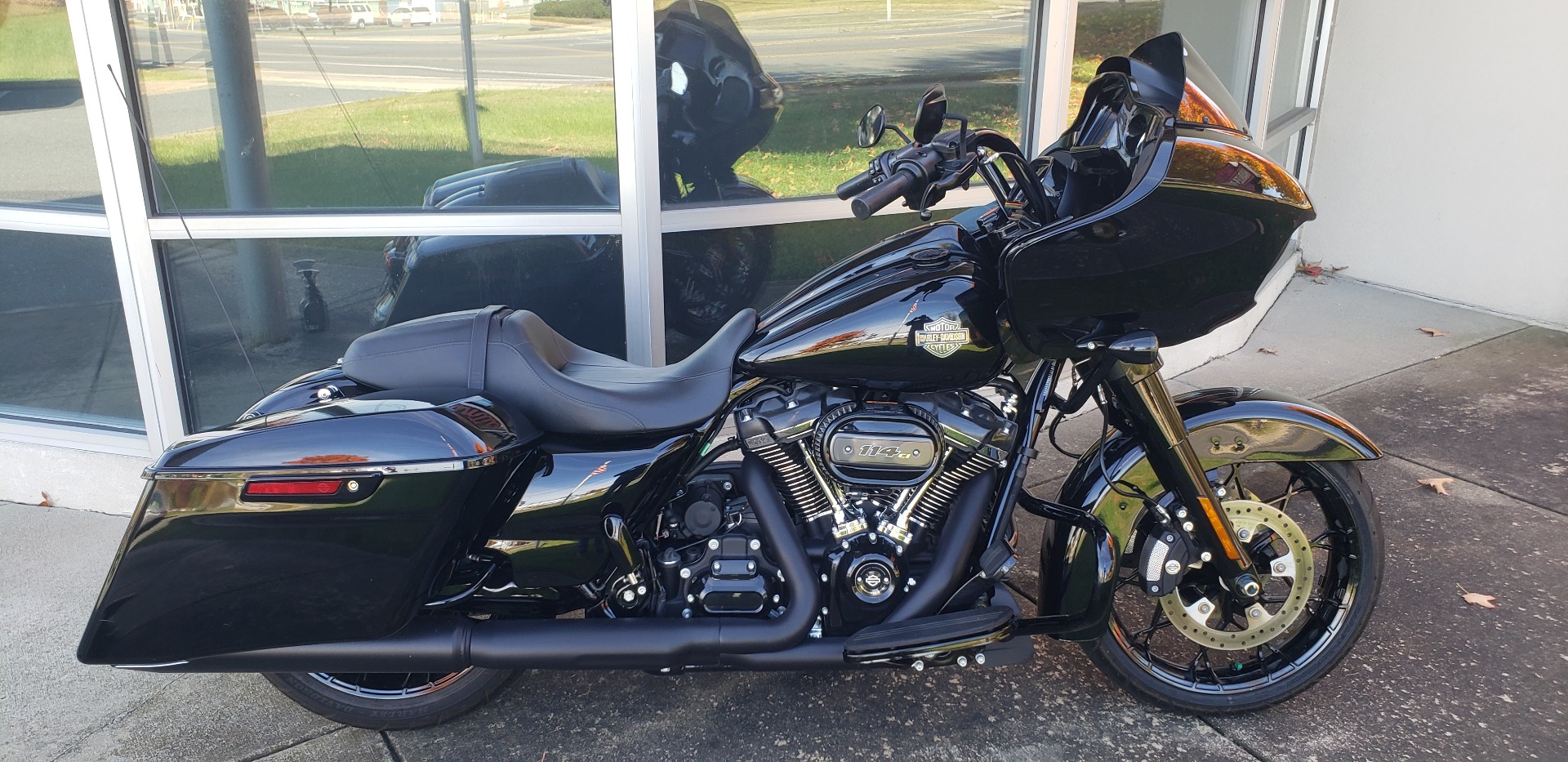 Apex Harley Davidson Vivid Black Paint Painted Harley Parts Sales