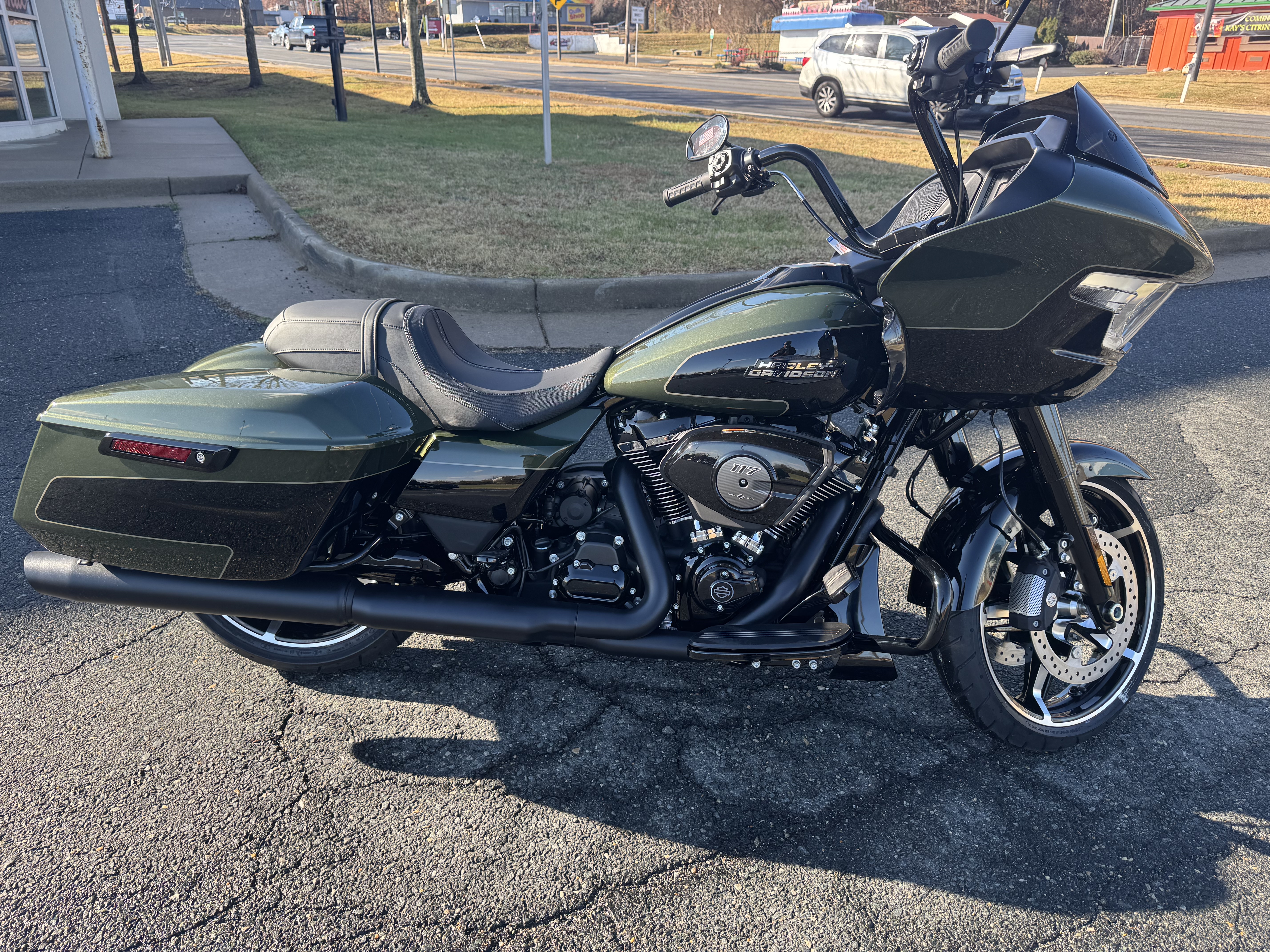 New 2026 Harley-Davidson Road Glide® Olive Steel Metallic / Vivid New 2026 Harley-Davidson Road Glide® Olive Steel Metallic / Vivid