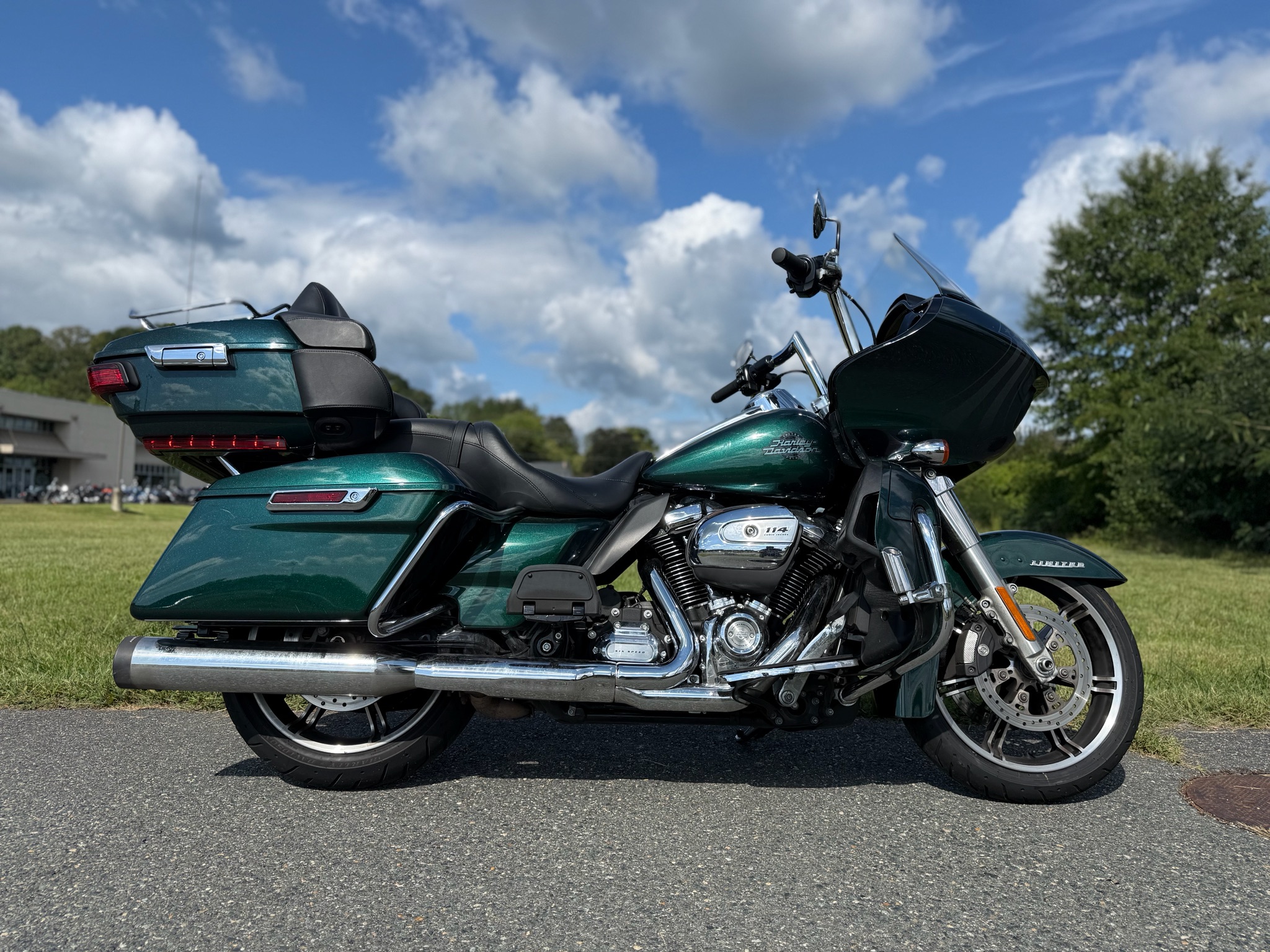 2021 ROAD GLIDE LIMITED
