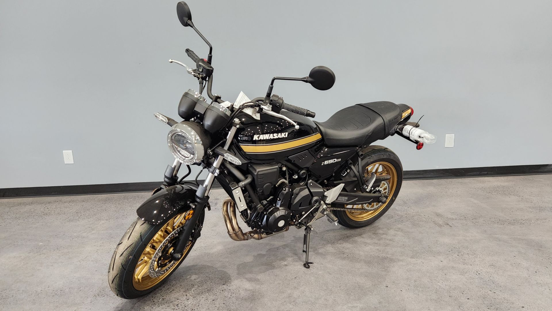 2025 Z650RS ABS