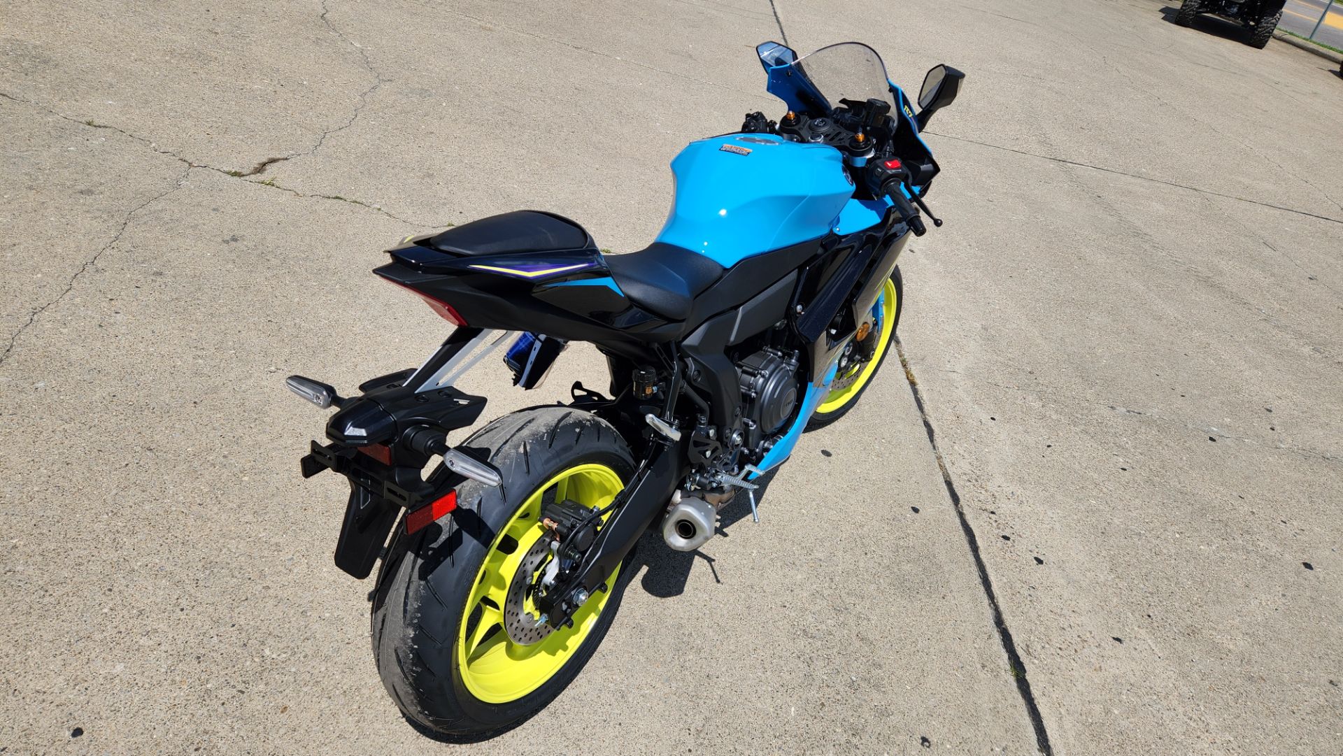 2026 Yamaha YZF-R7 4