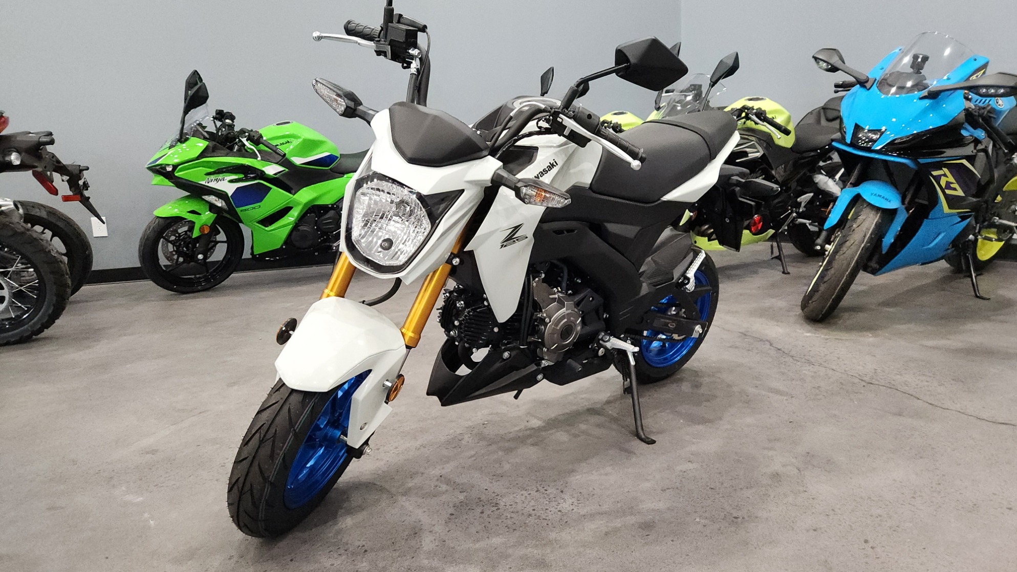 2026 Kawasaki Z125 Pro 1