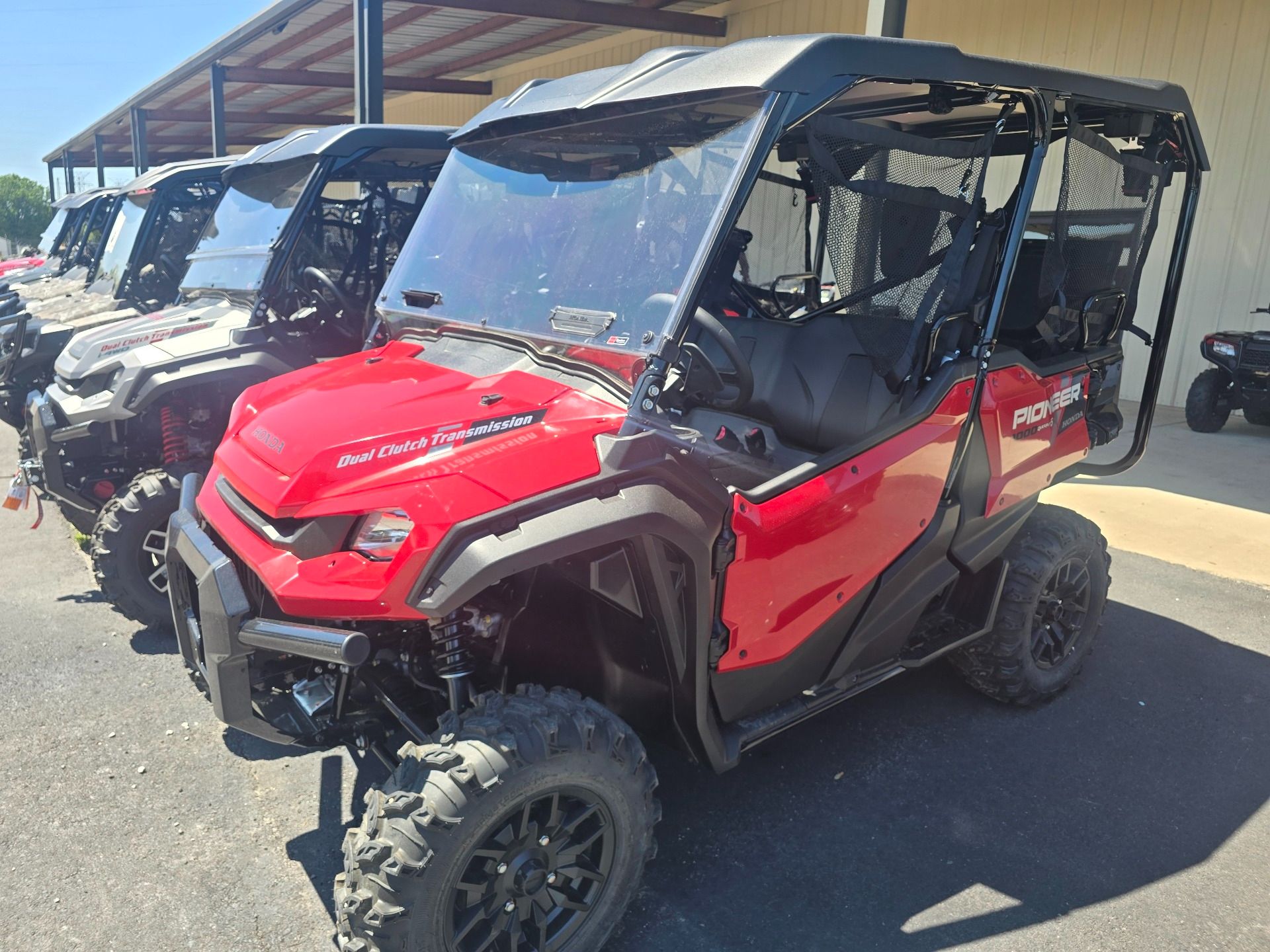 ホンダTODAY・・引越しの為処分急務で売ります New 2025 Honda Pioneer 1000-5 Deluxe | Utility Vehicles in
