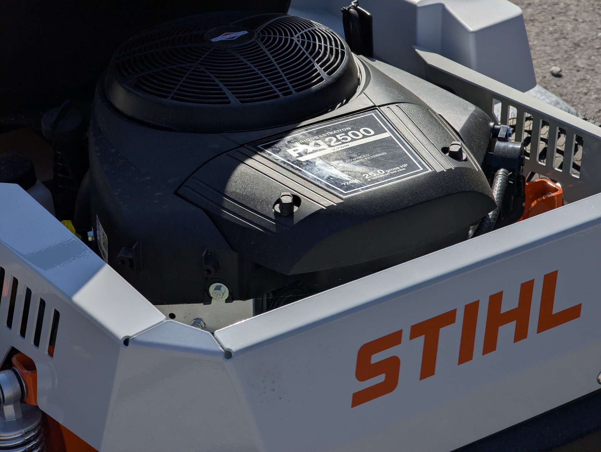 New Stihl RZ 152 52 in. Briggs & Stratton 25 hp | Lawn Mowers