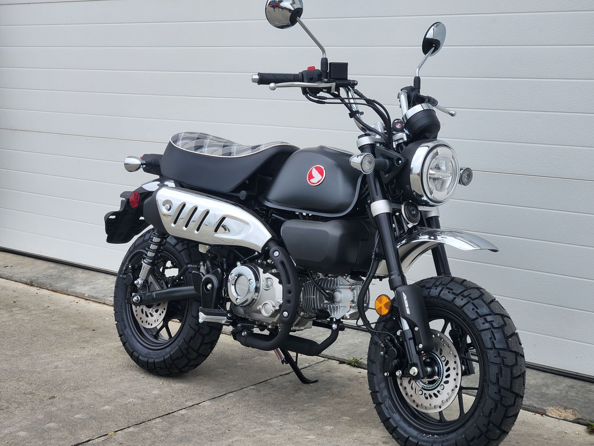 2026 Honda Monkey ABS 3