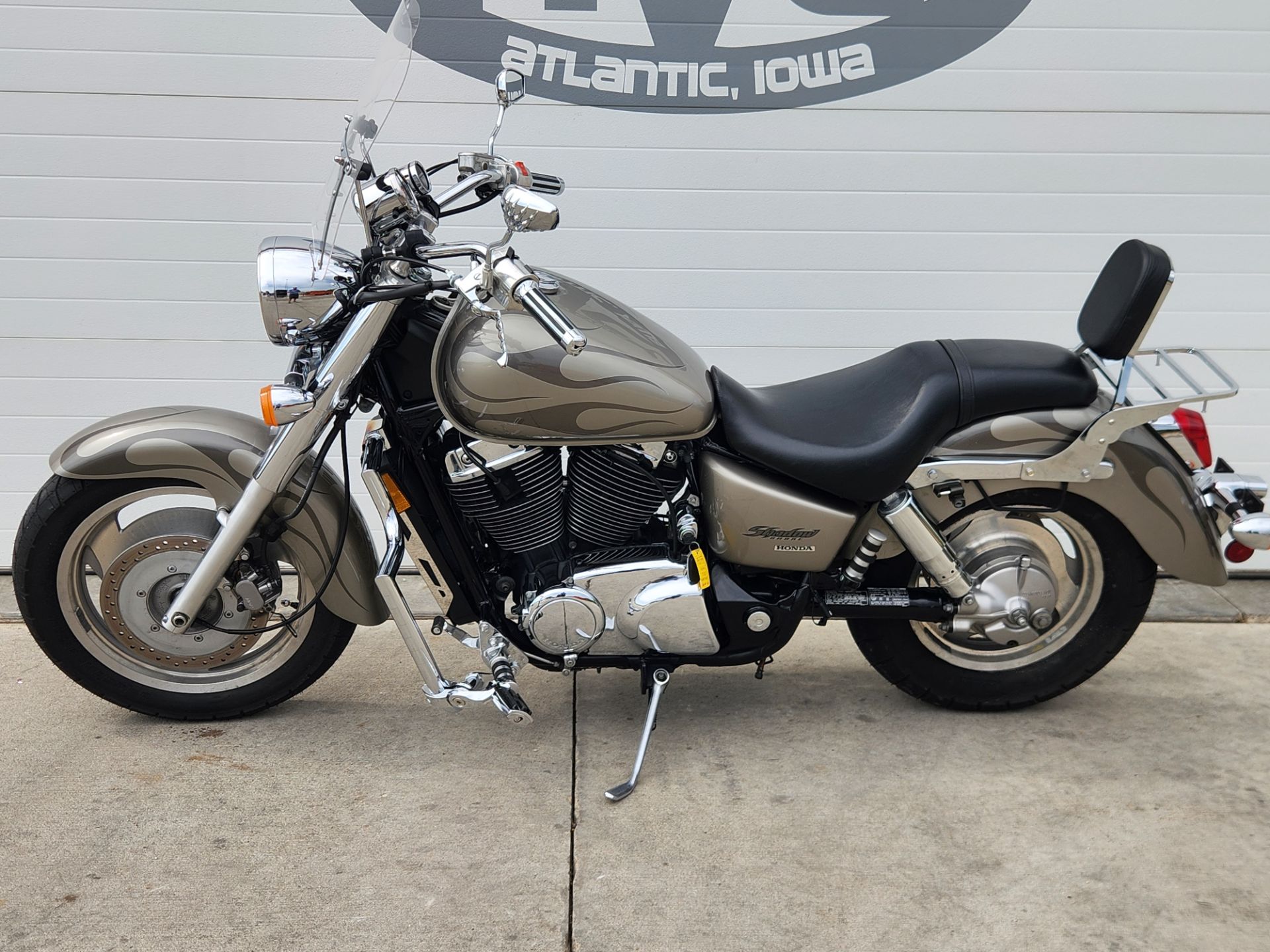 Used 2002 Honda Shadow Sabre 1100, Atlantic IA | Specs, Price, Photos |  Silver 07281, image size:1920x1440
