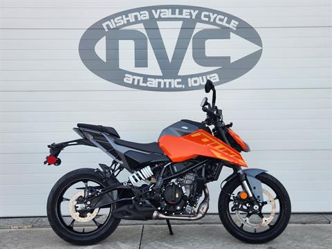 その他 KTM 250 DUKE New 2024 KTM 250 Duke, Atlantic IA | Specs, Price, Photos | Orange