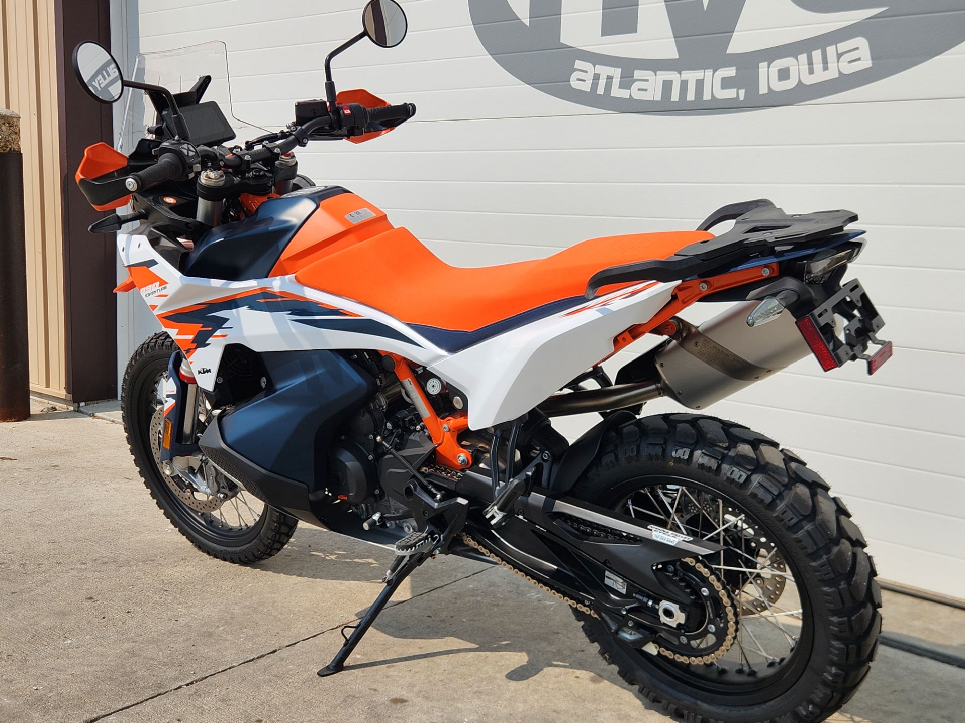 New 2025 KTM 890 Adventure R, Atlantic IA | Specs, Price, Photos