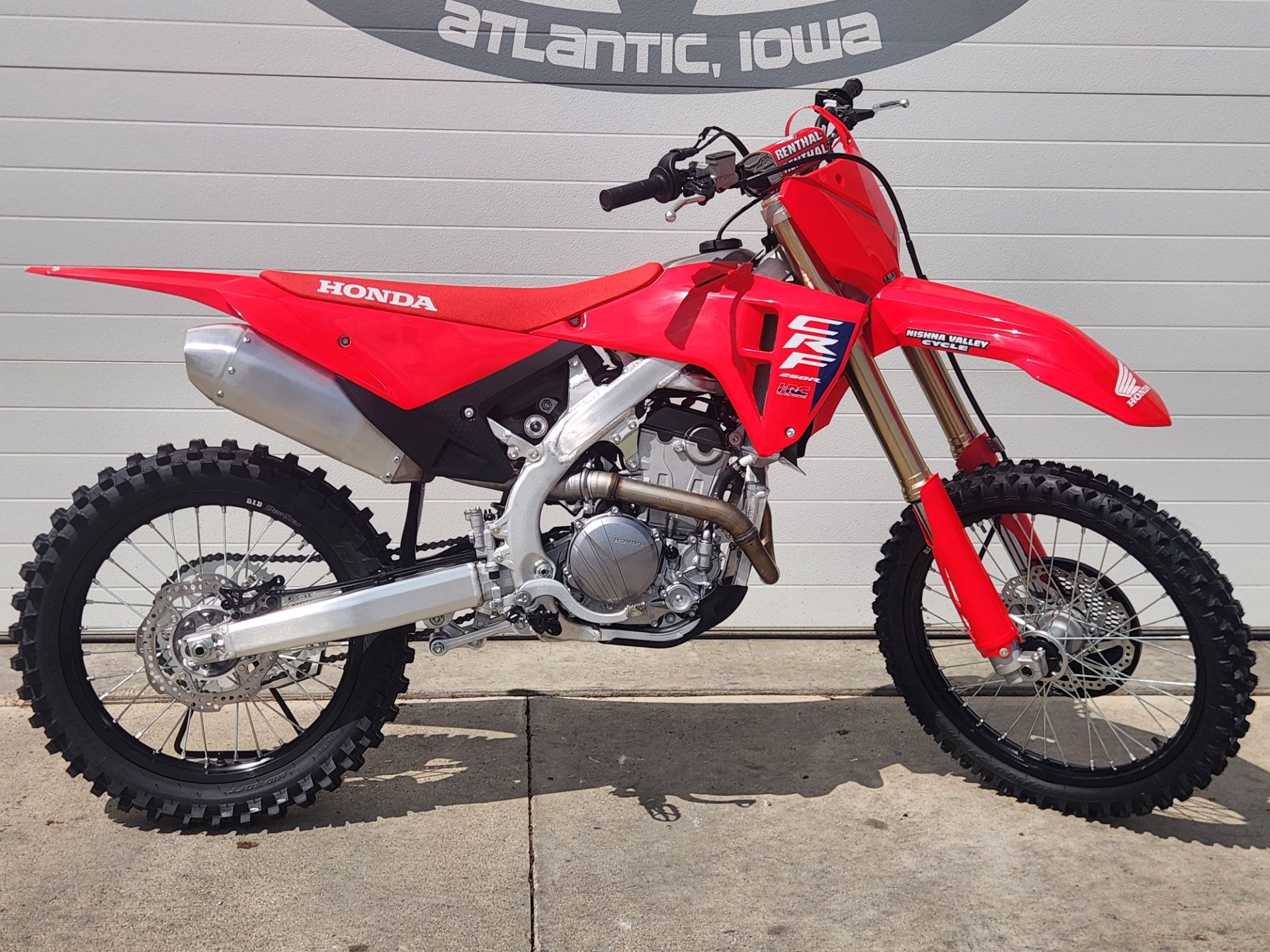 New 2026 Honda CRF250R, Atlantic IA Specs, Price, Photos Red 00527 - Main Image