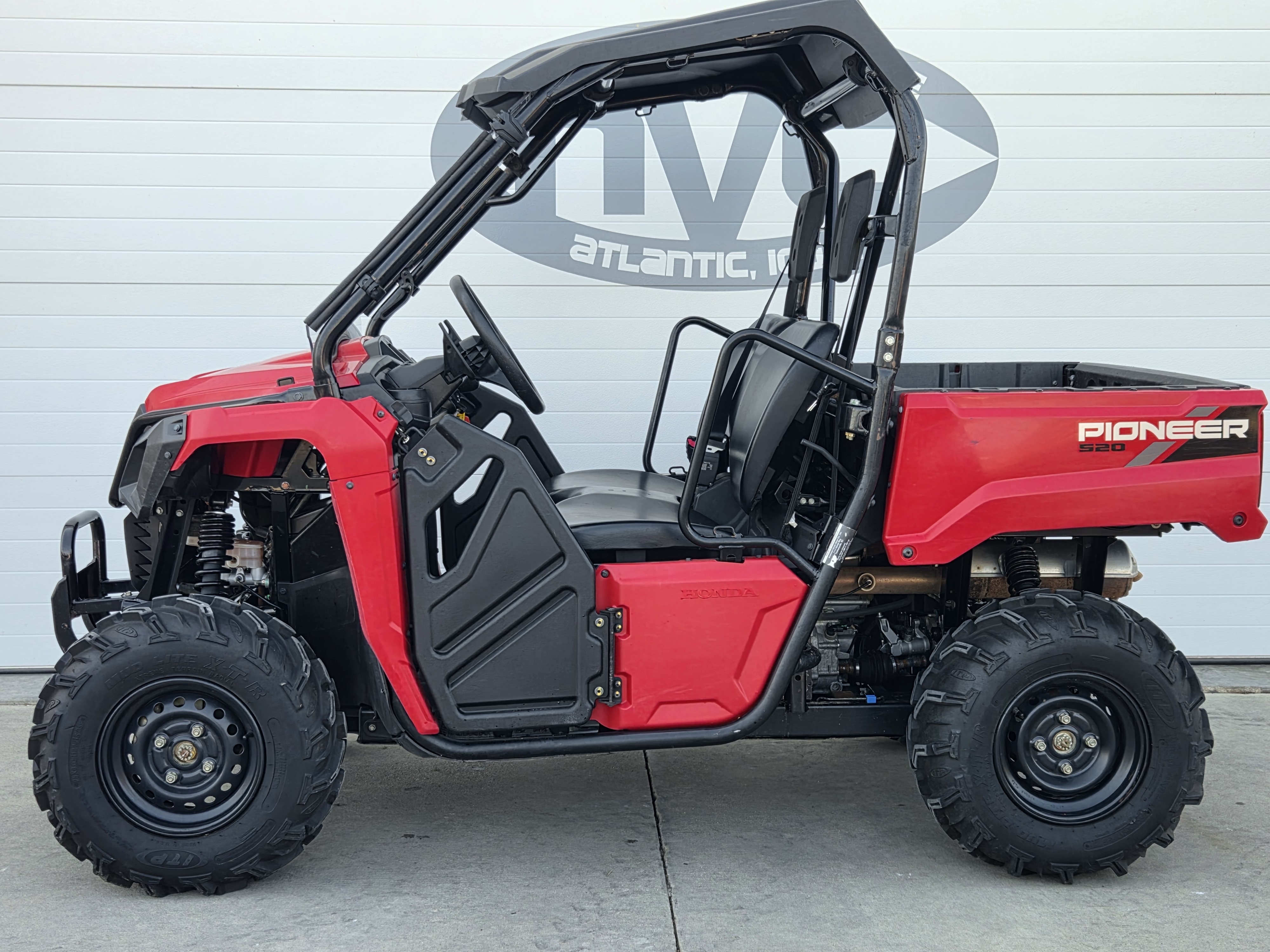 2023 Honda Pioneer 520 1
