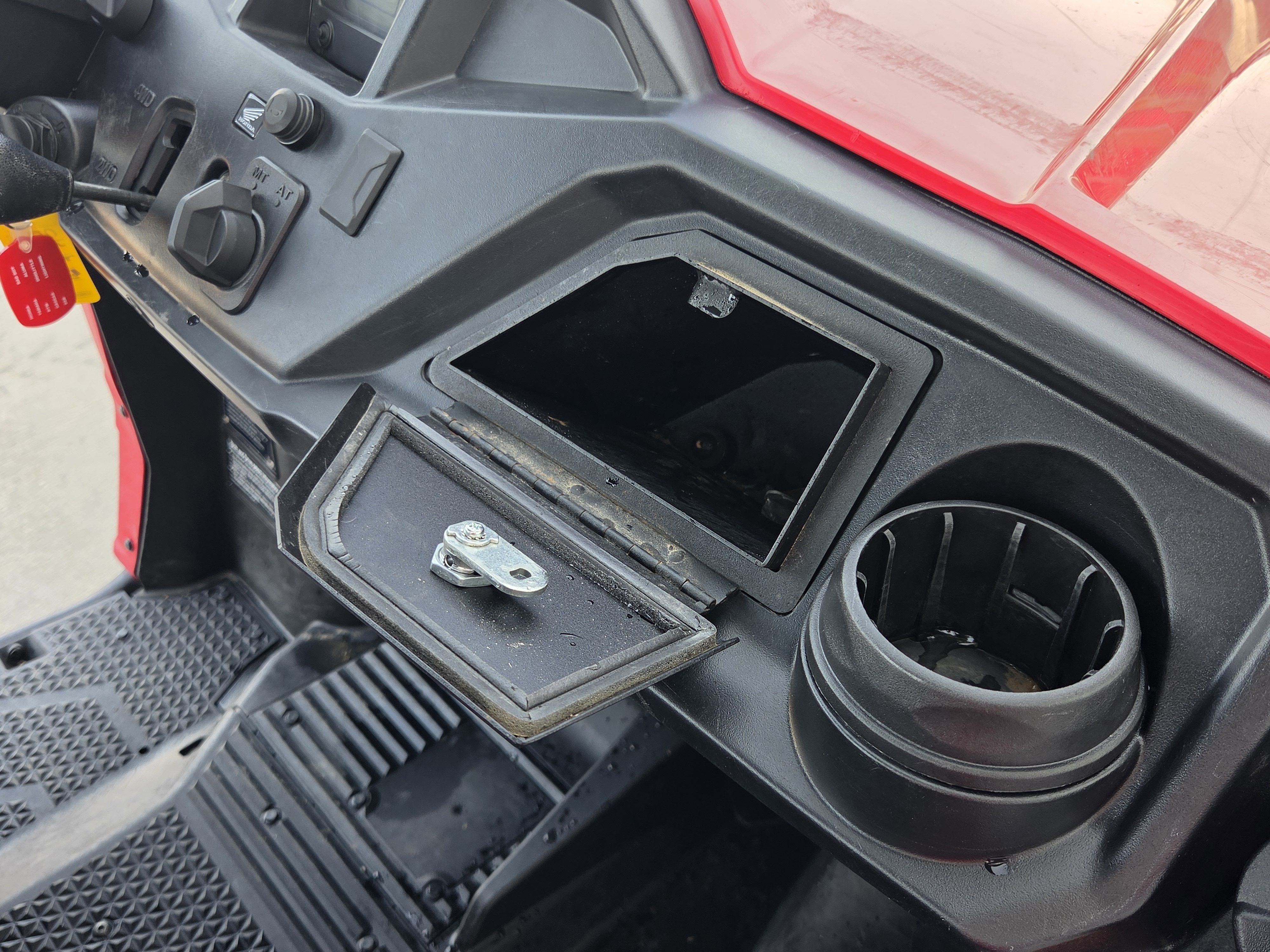 2023 Honda Pioneer 520 11
