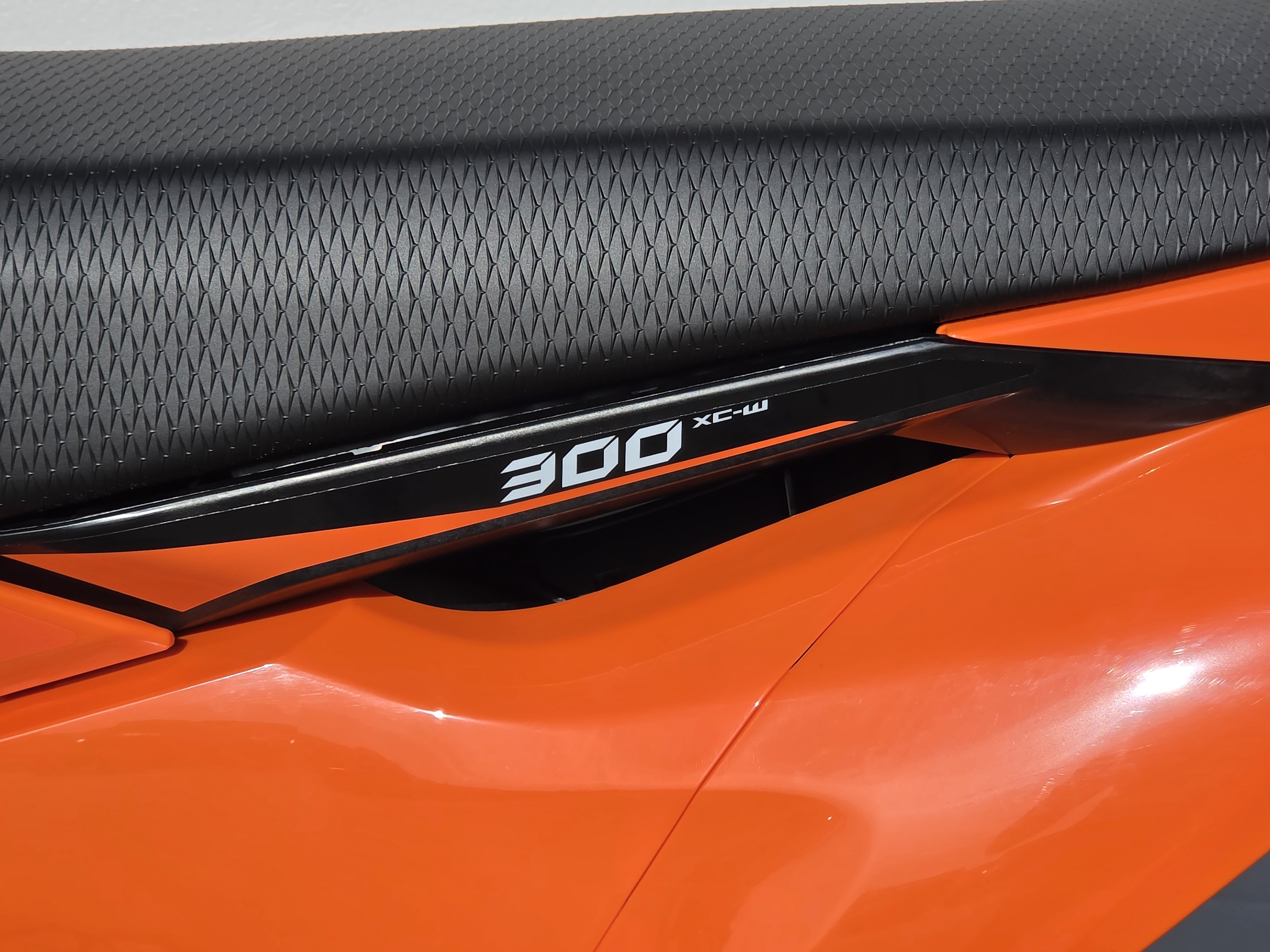 2027 KTM 300 XC-W 10