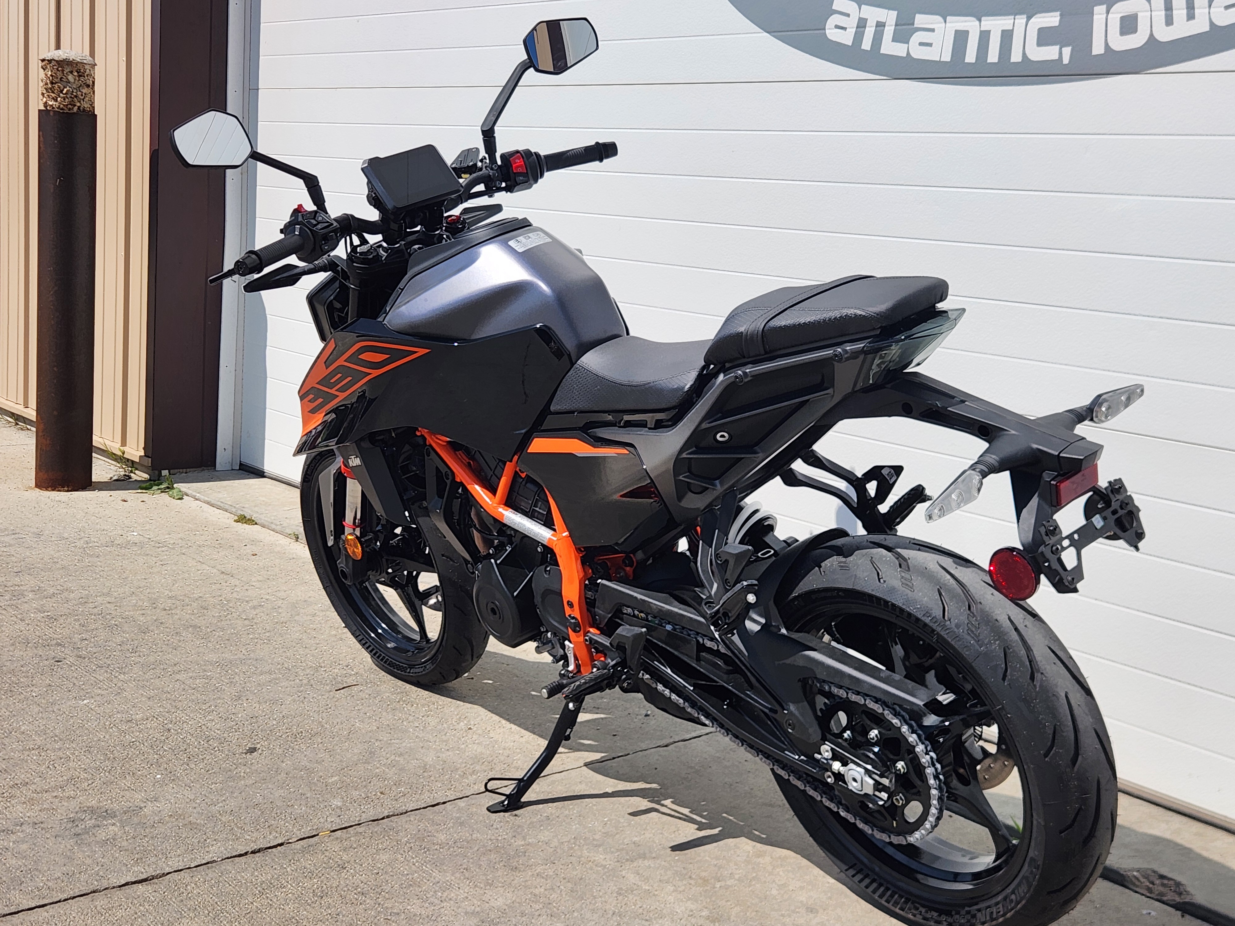2026 KTM 390 Duke 8