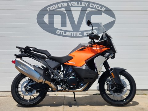 2027 KTM 1390 Super Adventure S EVO