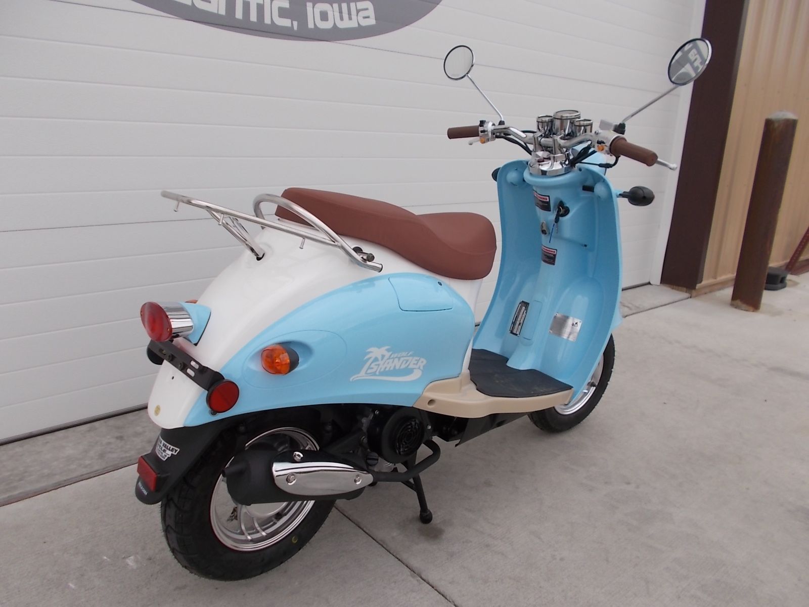 New 2025 Wolf Brand Scooters ISLANDER, Atlantic IA | Specs, Price