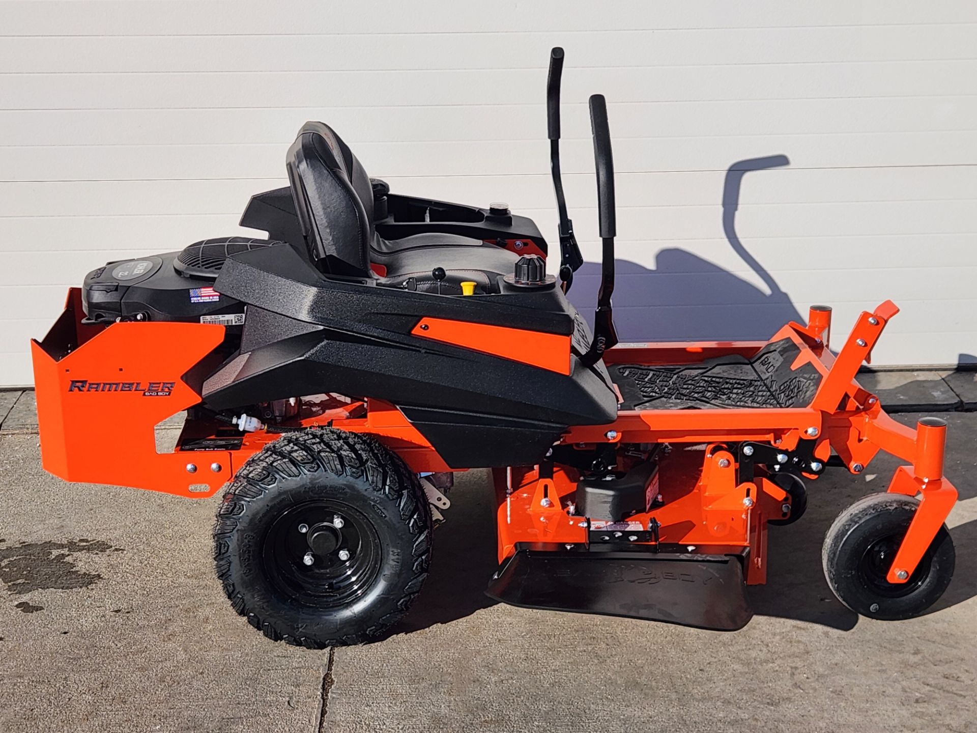 ±0 - 【waLaLa】 New 2025 Bad Boy Mowers MZ Rambler 42 in. Kohler Twin 22 hp