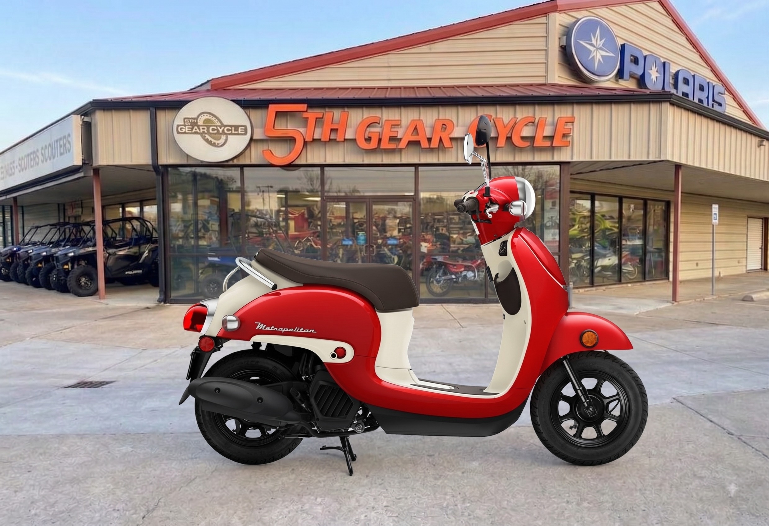 New 2026 Honda Metropolitan Scooters in Broken Arrow, OK Outside