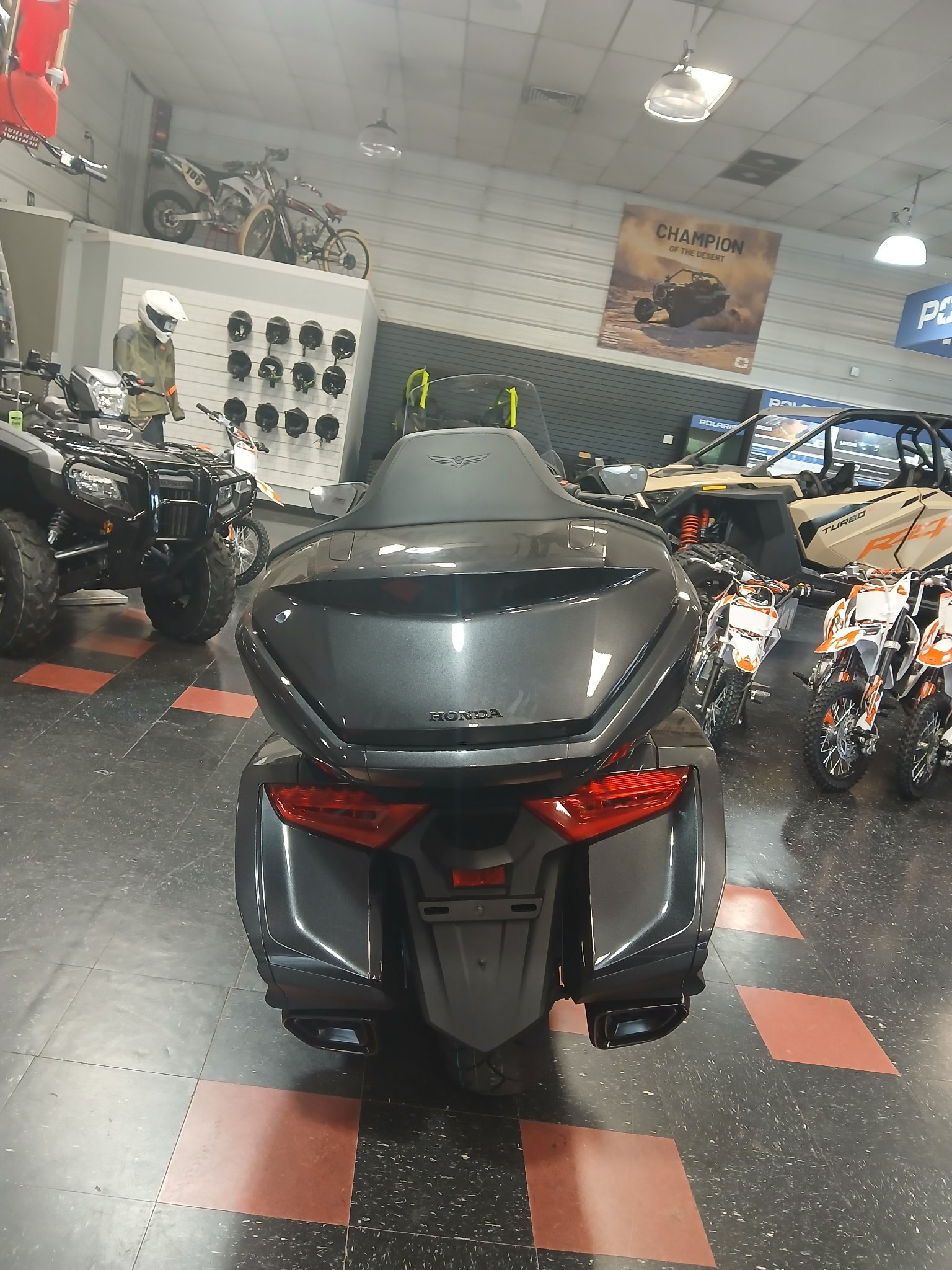 2026 Honda Gold Wing Tour Automatic DCT 4