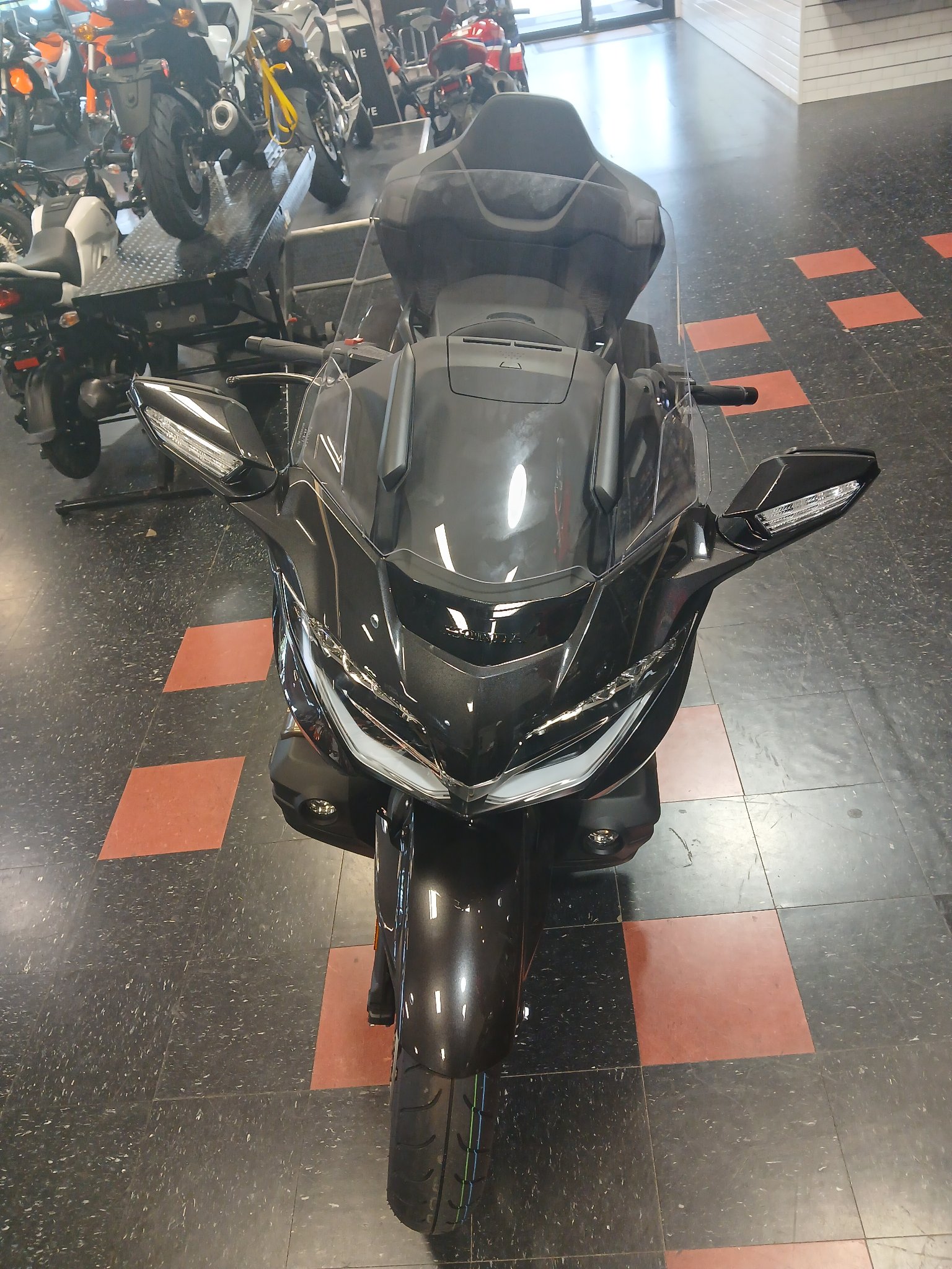 2026 Honda Gold Wing Tour Automatic DCT 5
