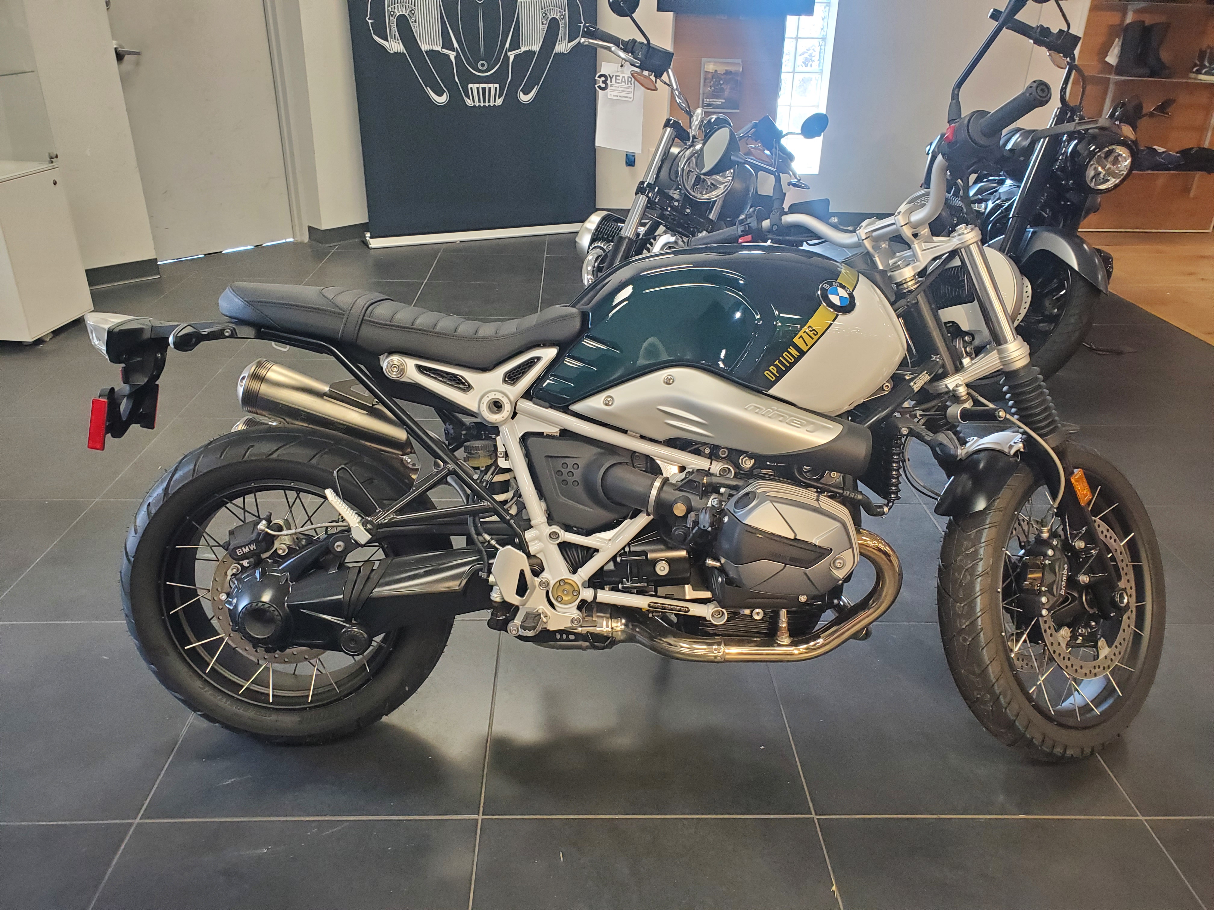 1/9 BMW R nine T 「MOTORCYCLE SERIES」 zillers-bmw-r-ninet-801-1.jpg
