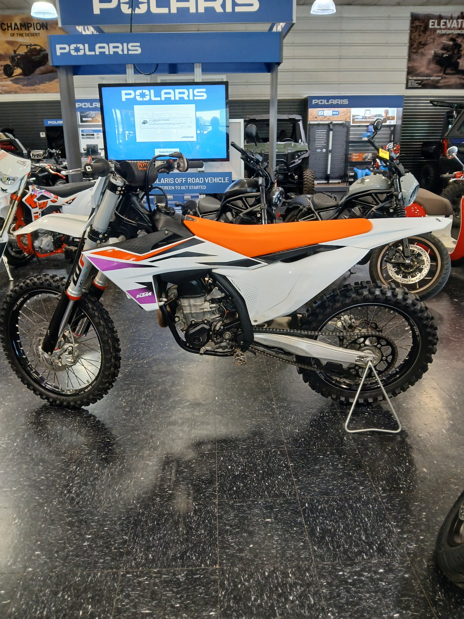 2023 KTM 450 SX-F 1
