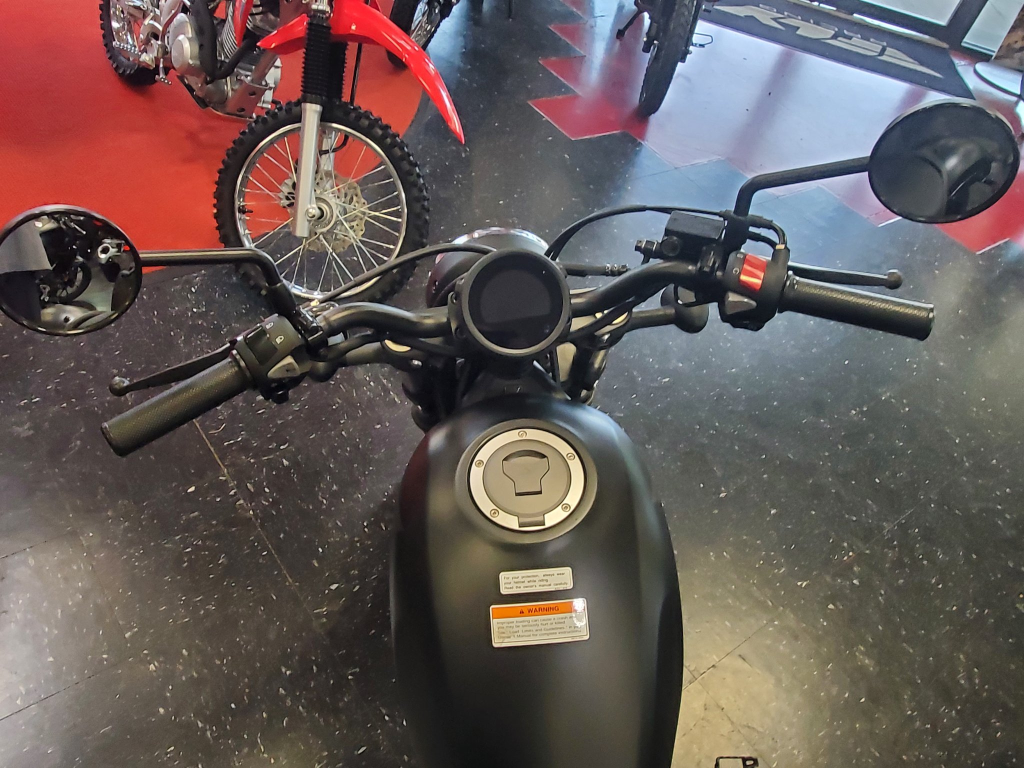 2025 Honda Rebel 300 5