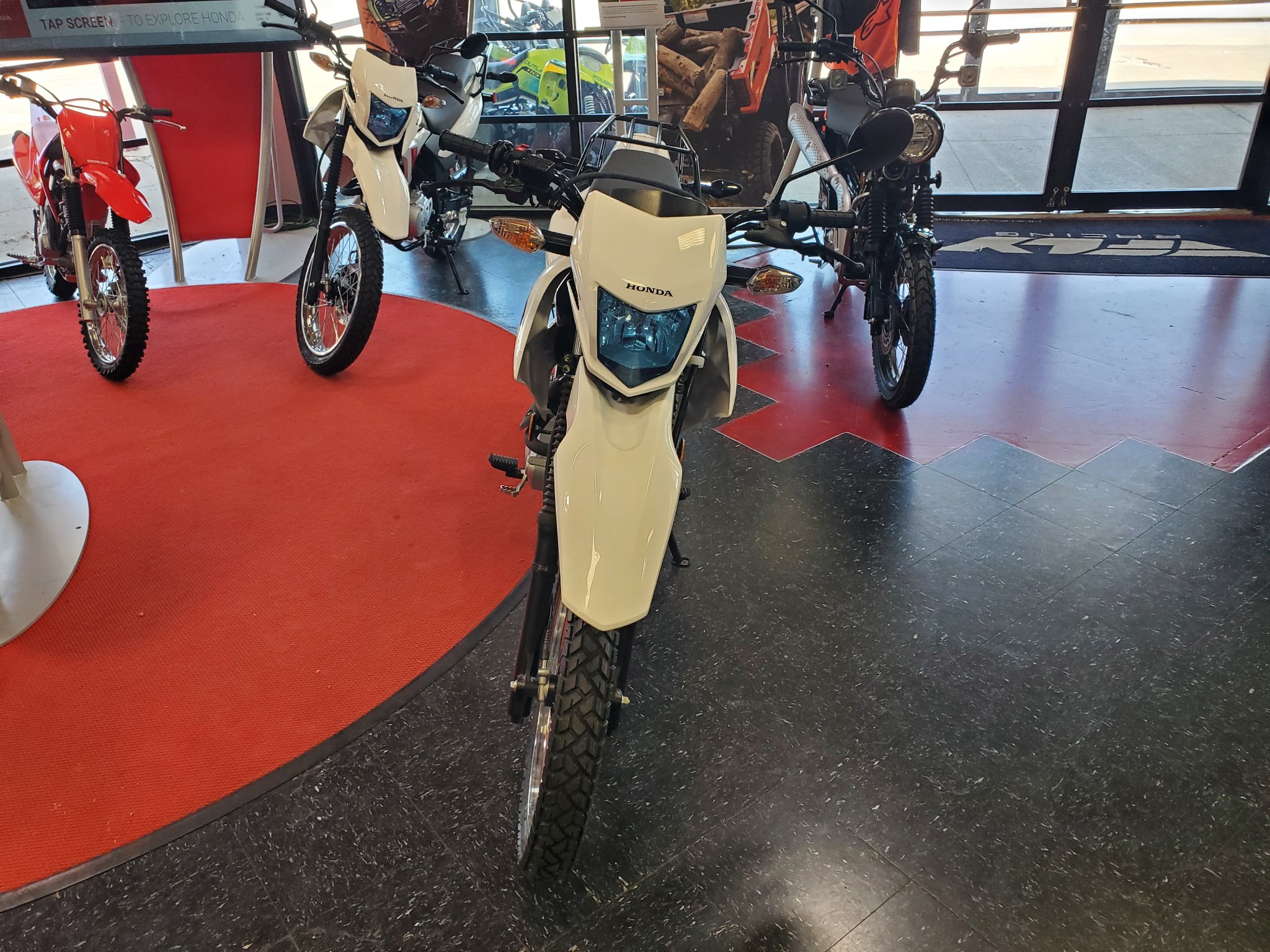 2025 Honda XR150L 4
