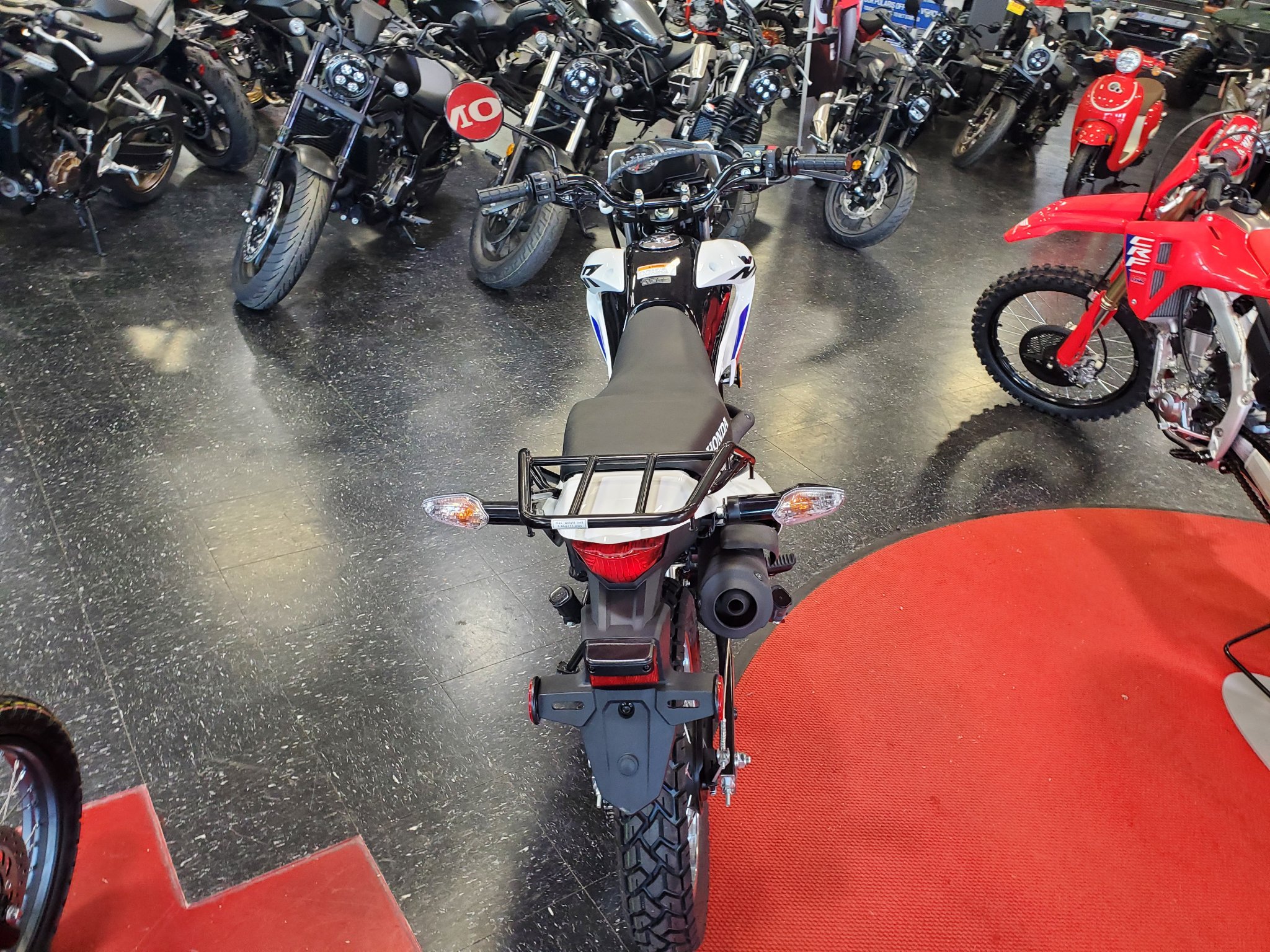 2025 Honda XR150L 5