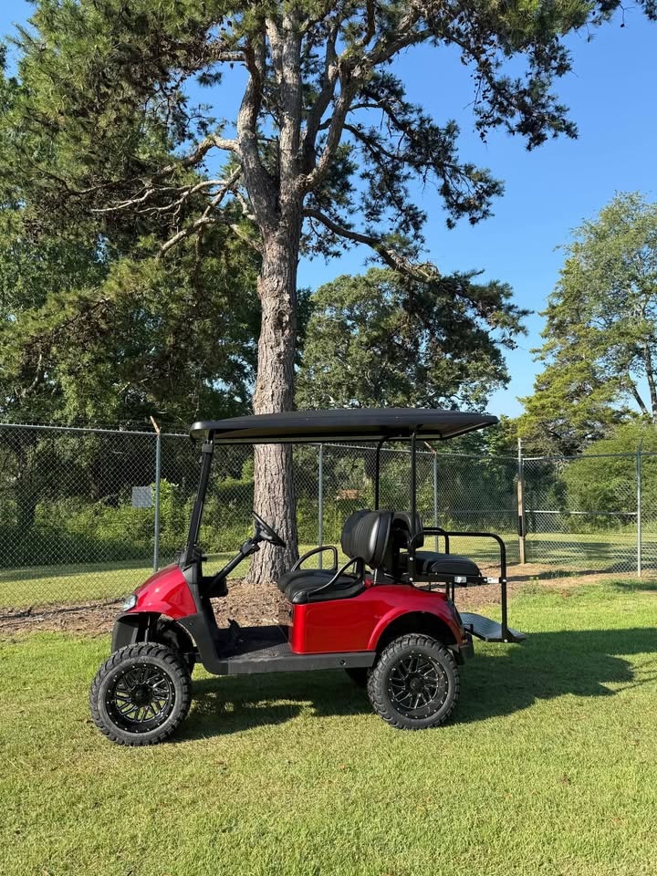 2020  2020 EZGO RXV Elite 3
