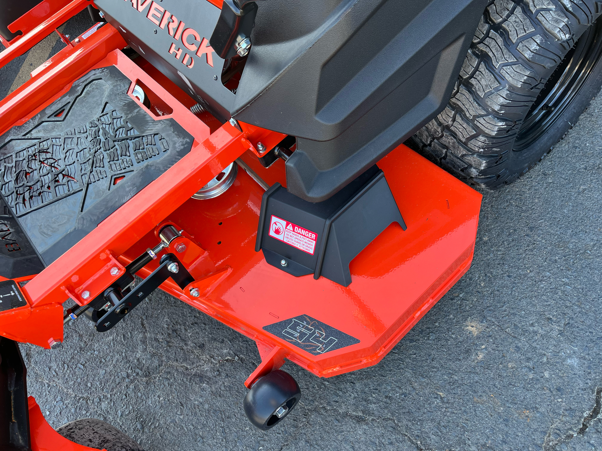 2025 Bad Boy Mowers Maverick HD 54 in. Kawasaki FX730 23.5 hp