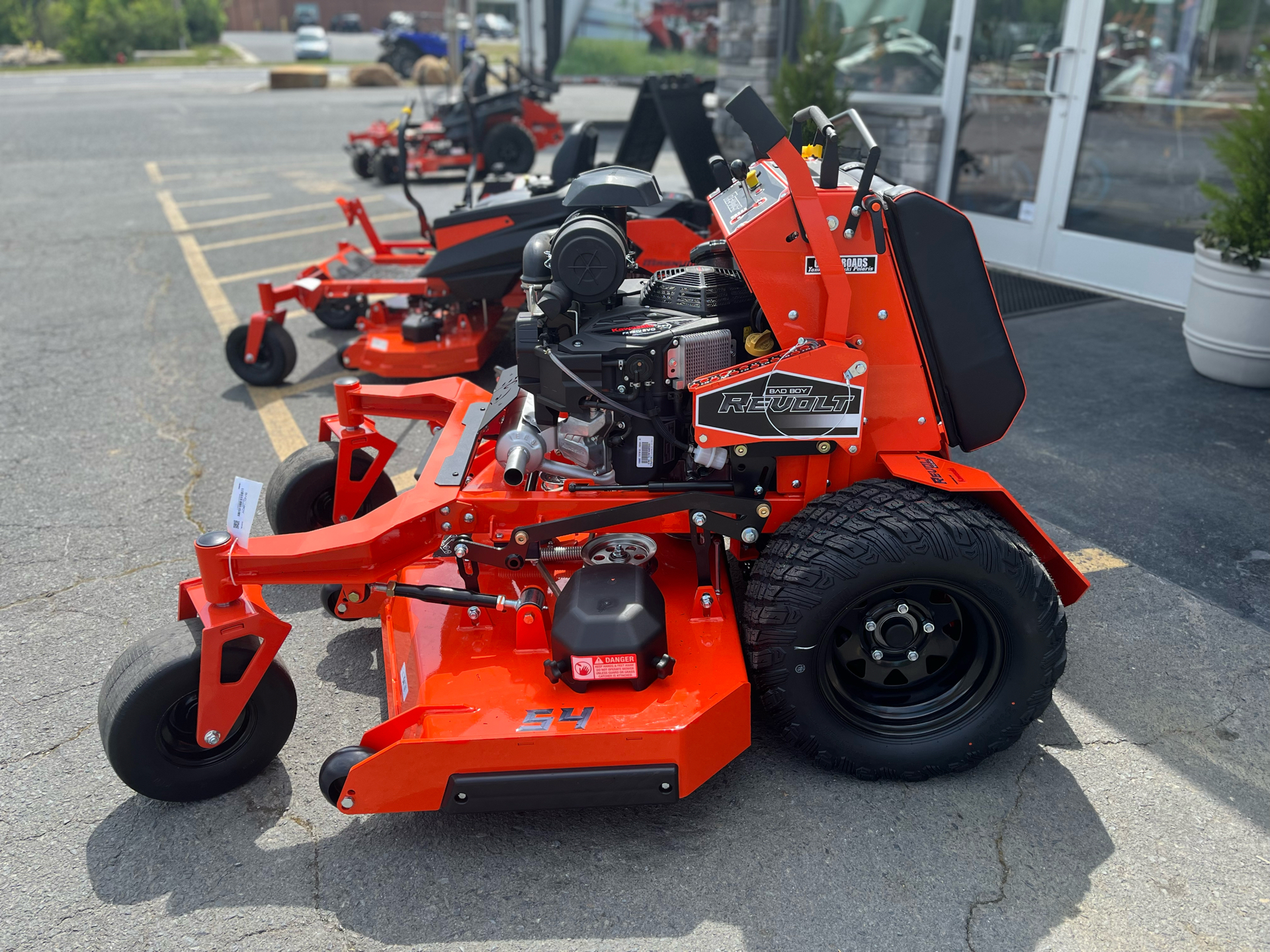ReFa エピ RE-BA-00A New 2025 Bad Boy Mowers Revolt 54 in. Kawasaki EVO781 EFI 31