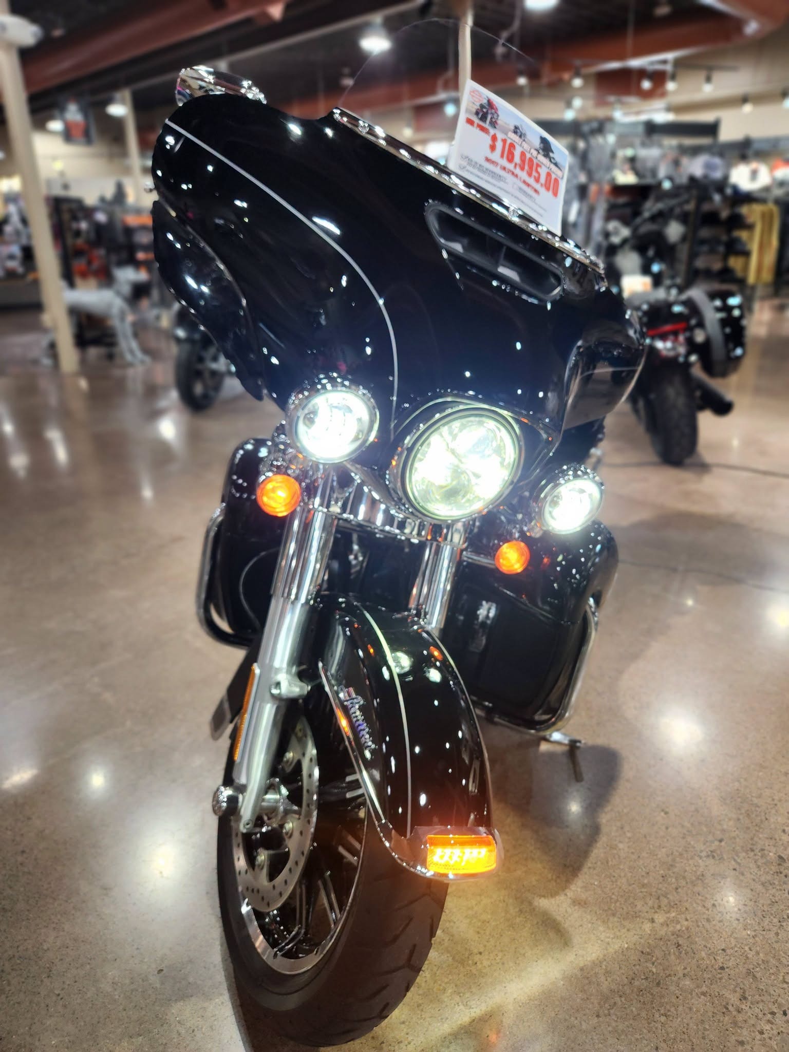 2017 Harley-Davidson Ultra Limited 3