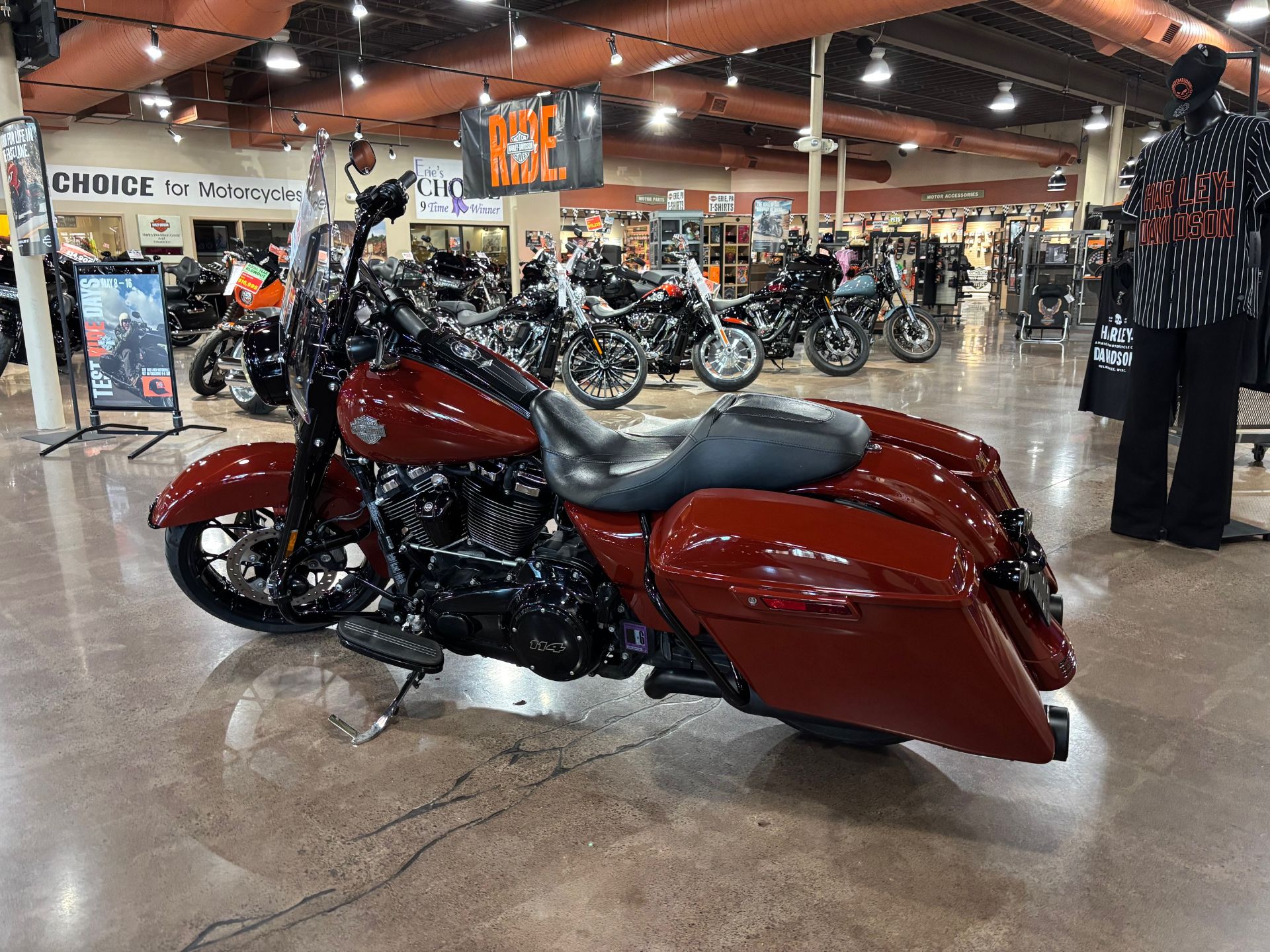 2024 Harley-Davidson Road King® Special 2